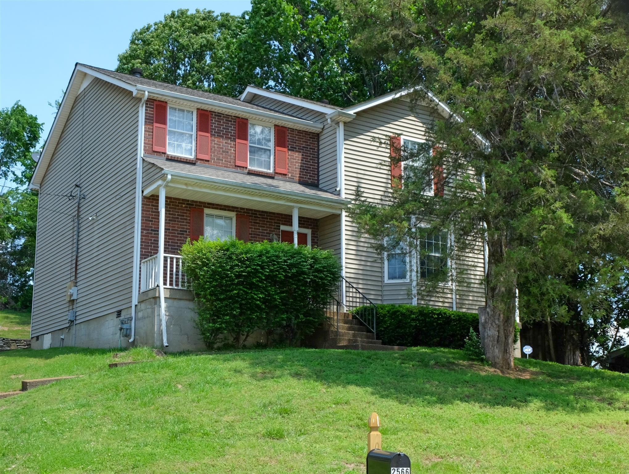 2568 Willowbranch Dr Property Photo 1