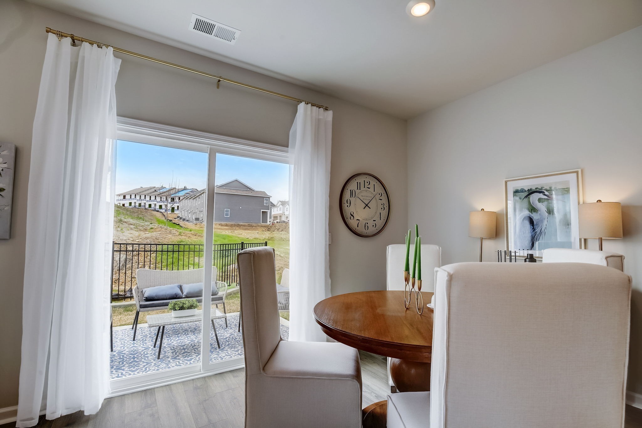 2233 Harlequin Point Property Photo 15