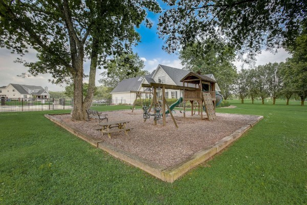 4209 Mccown Way Property Photo 28