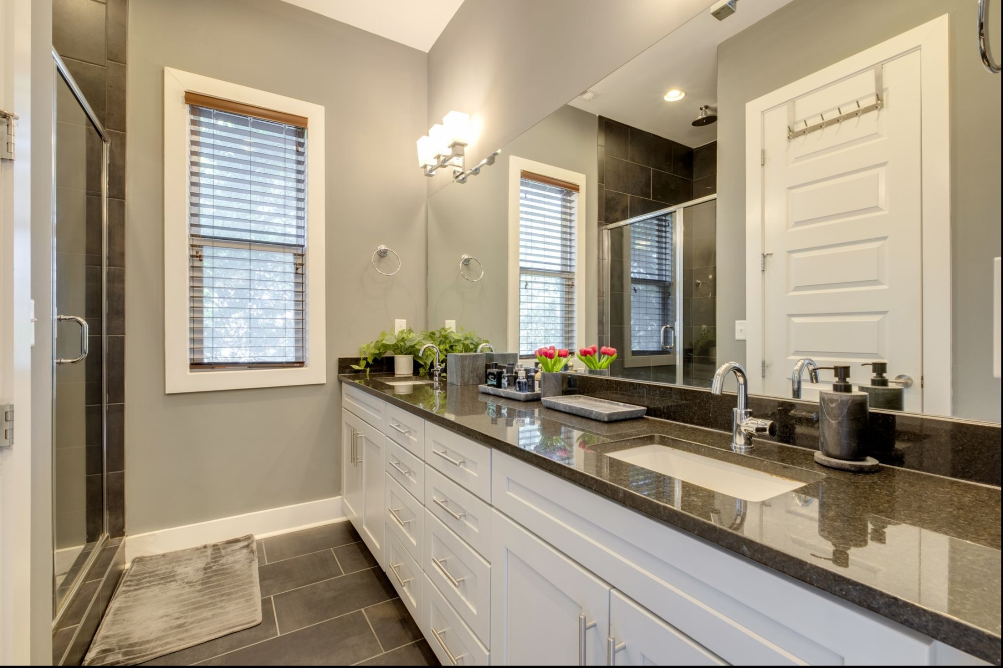 808 S 12th St Property Photo 36