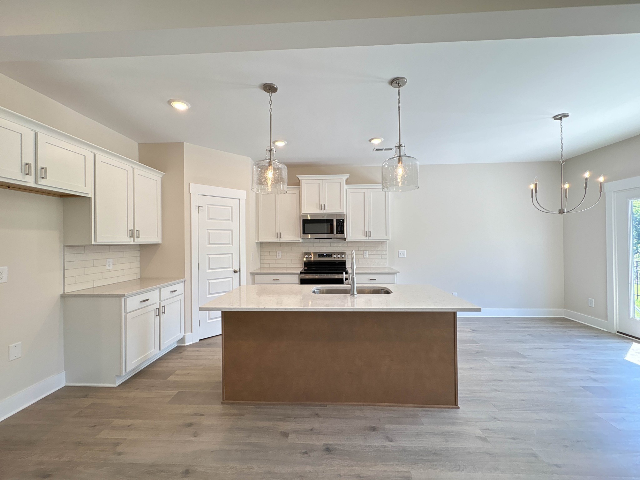 112 Harlinsdale Blvd Property Photo 11