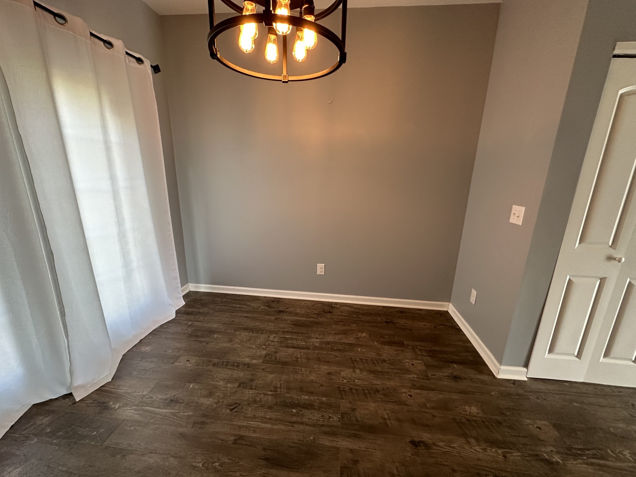 220 Jenna Lee Cir Property Photo 7