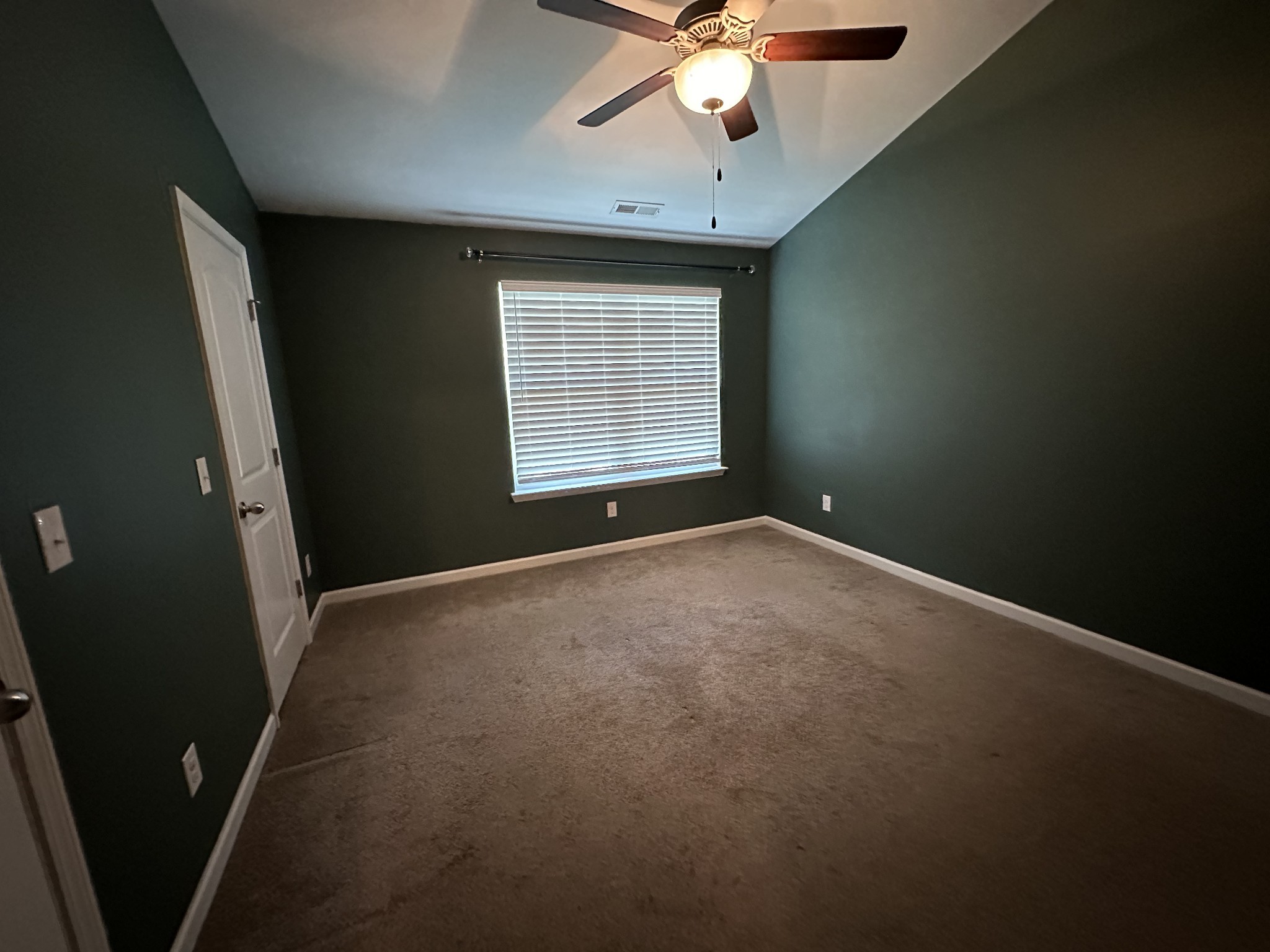220 Jenna Lee Cir Property Photo 13