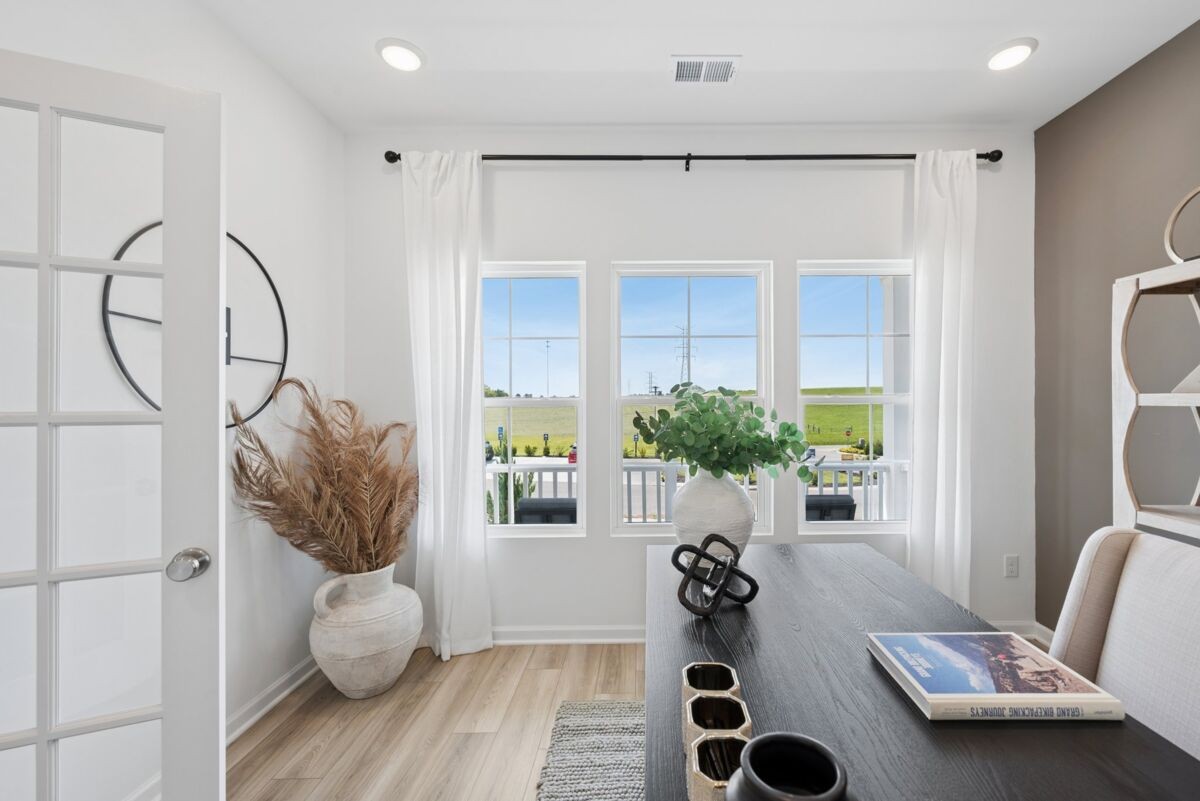 2884 Sharpstone Drive Property Photo 12