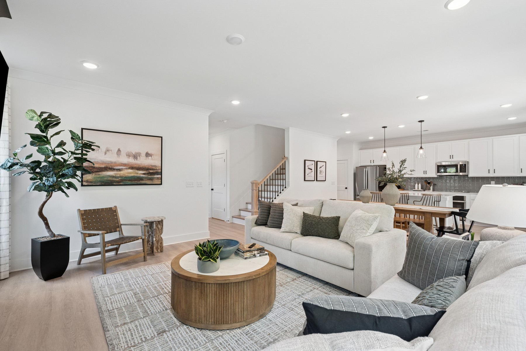 2744 Sharpstone Property Photo 5