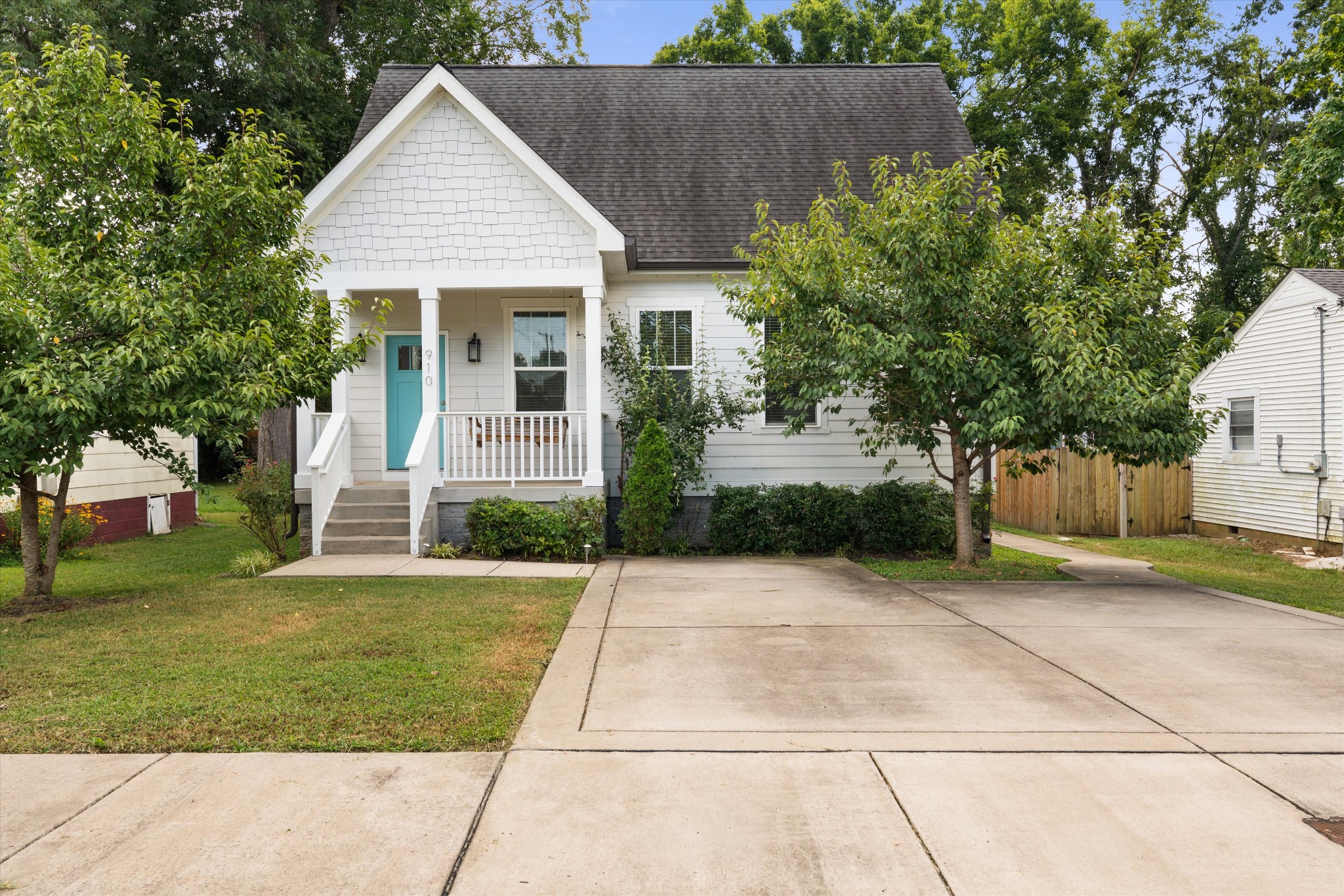 910 Trice Dr Property Photo 1
