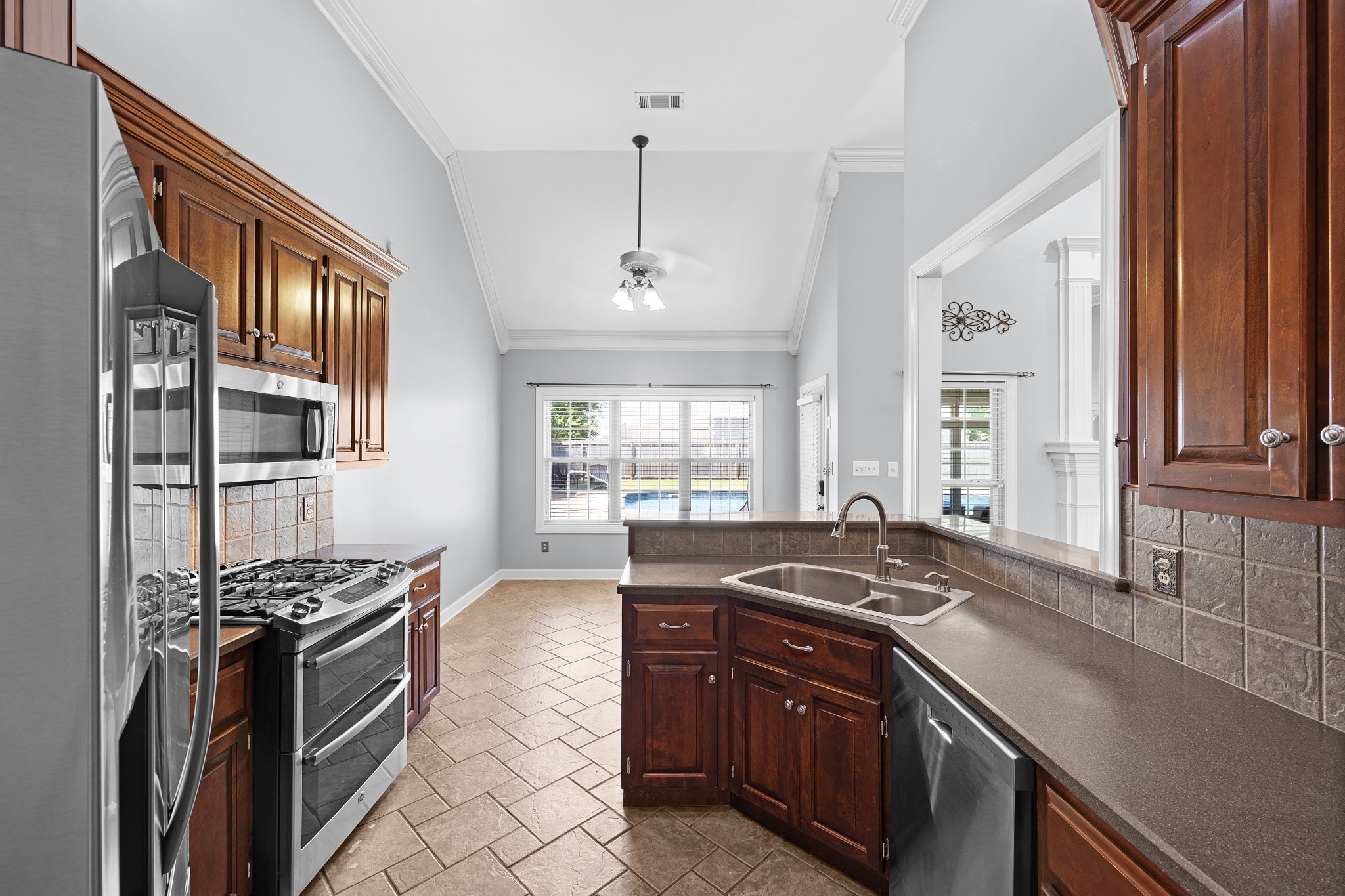 9 Barrymore Cv Property Photo 11