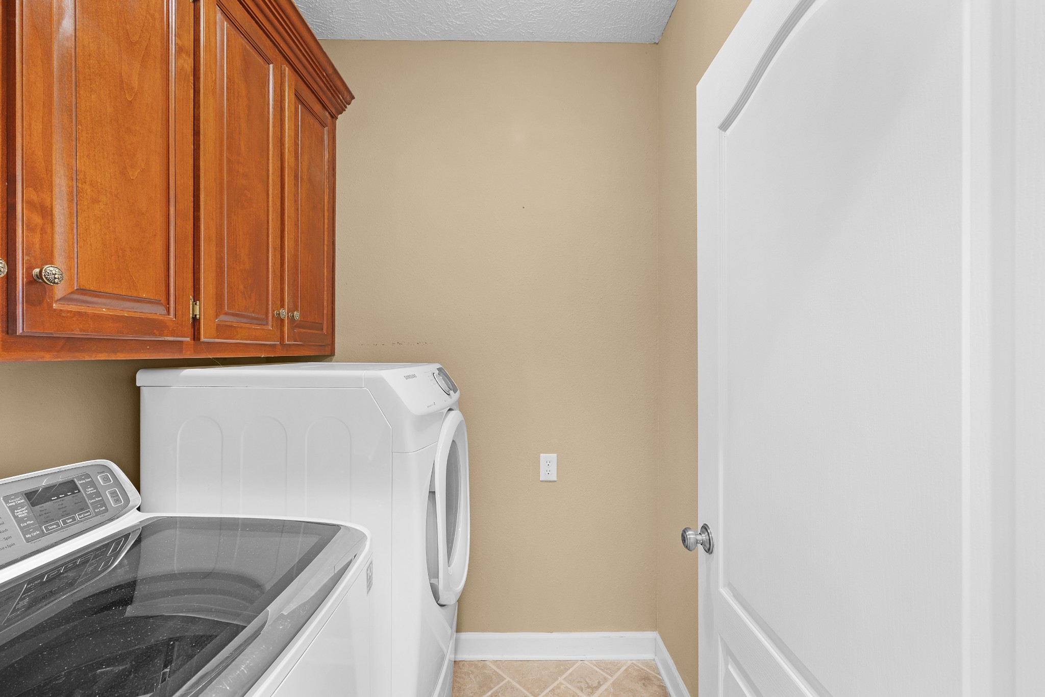 9 Barrymore Cv Property Photo 13