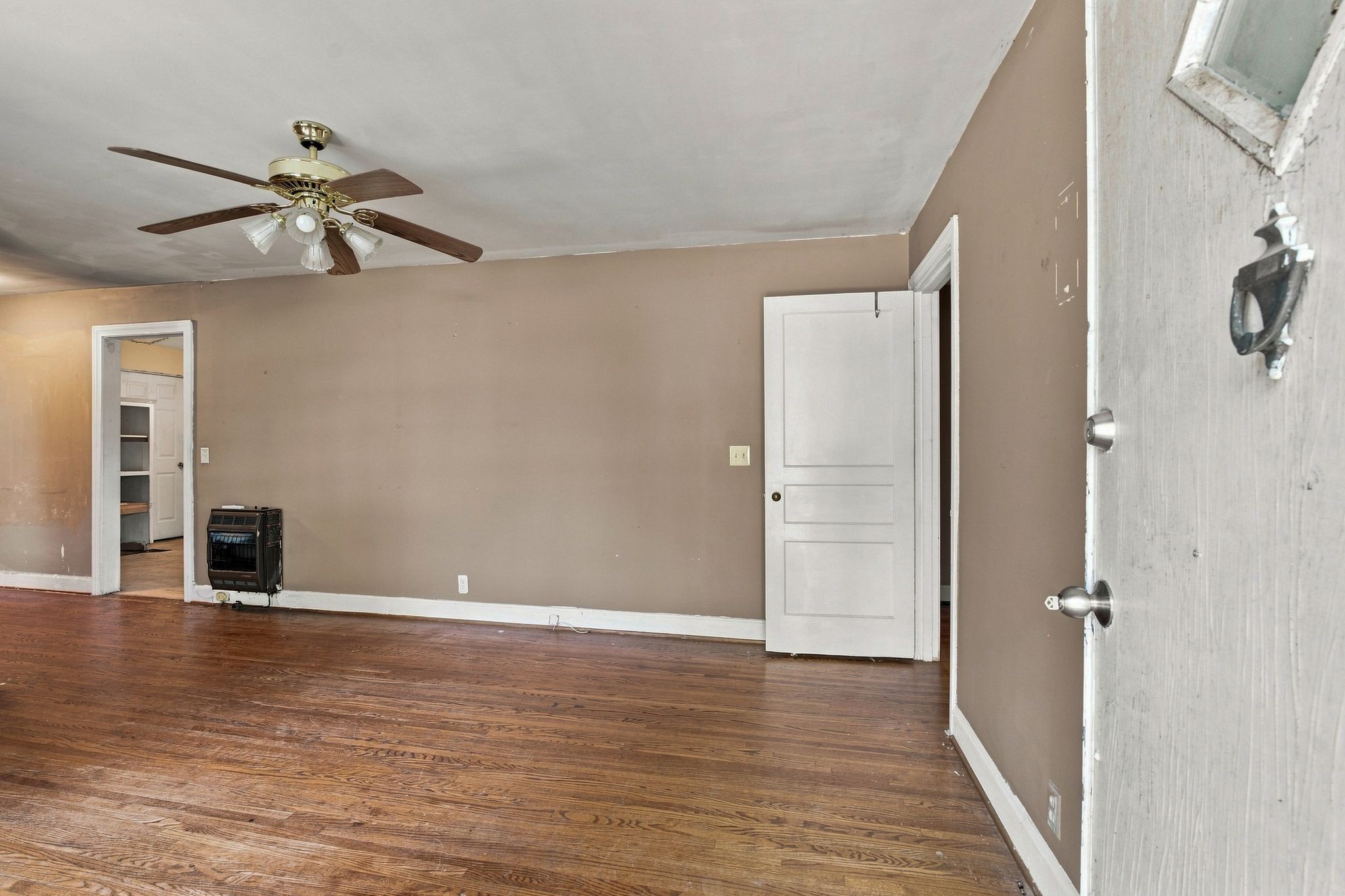 511 Brentlawn Dr Property Photo 4