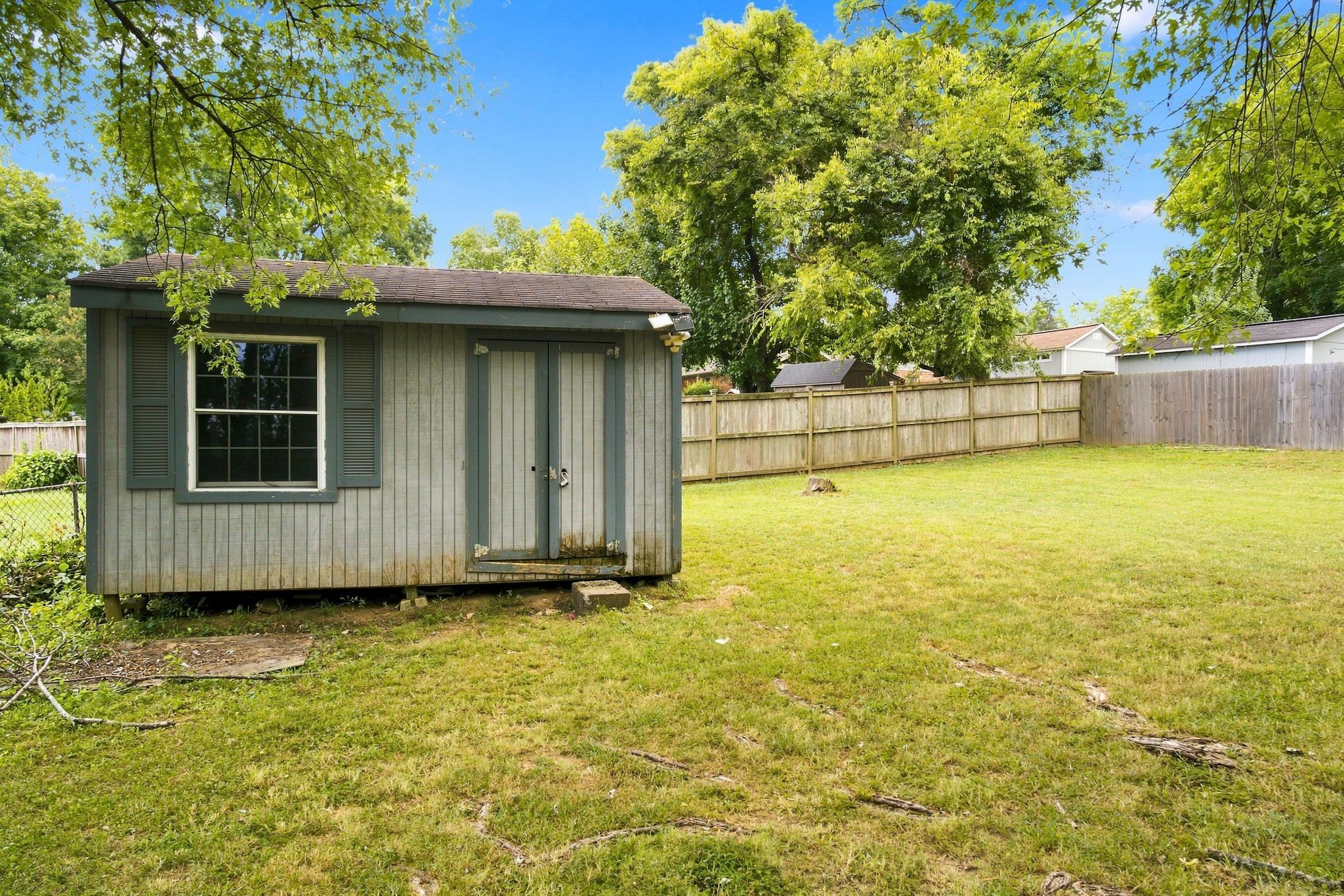 511 Brentlawn Dr Property Photo 26