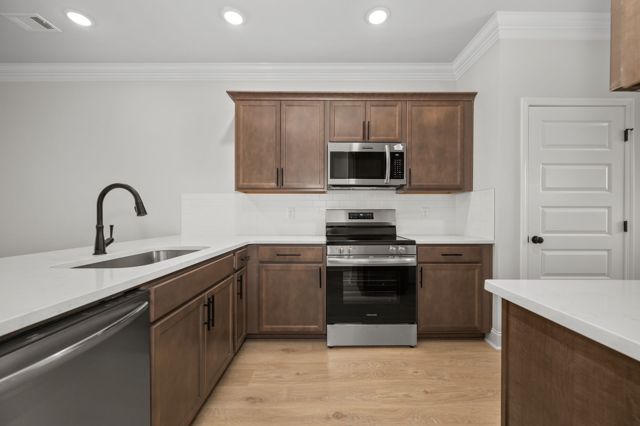 529 Rohan Drive Property Photo 5