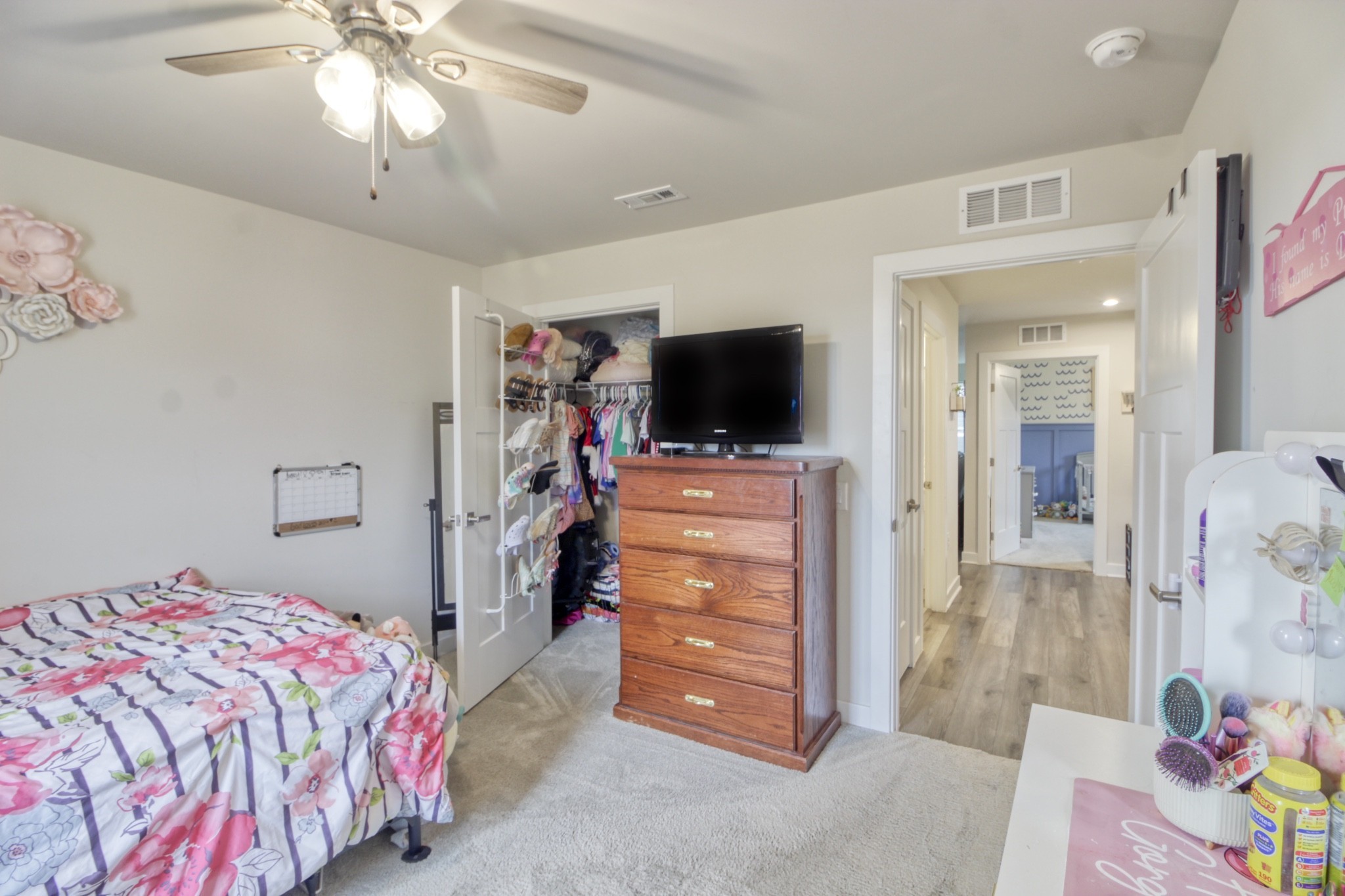 430 Saddleview Dr Property Photo 8