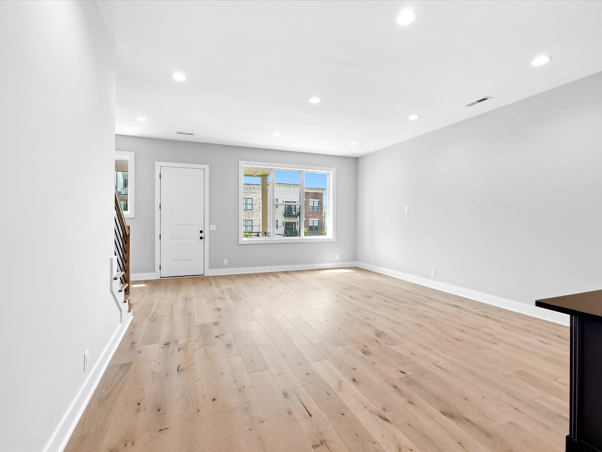 3207c Long Blvd Property Photo 6