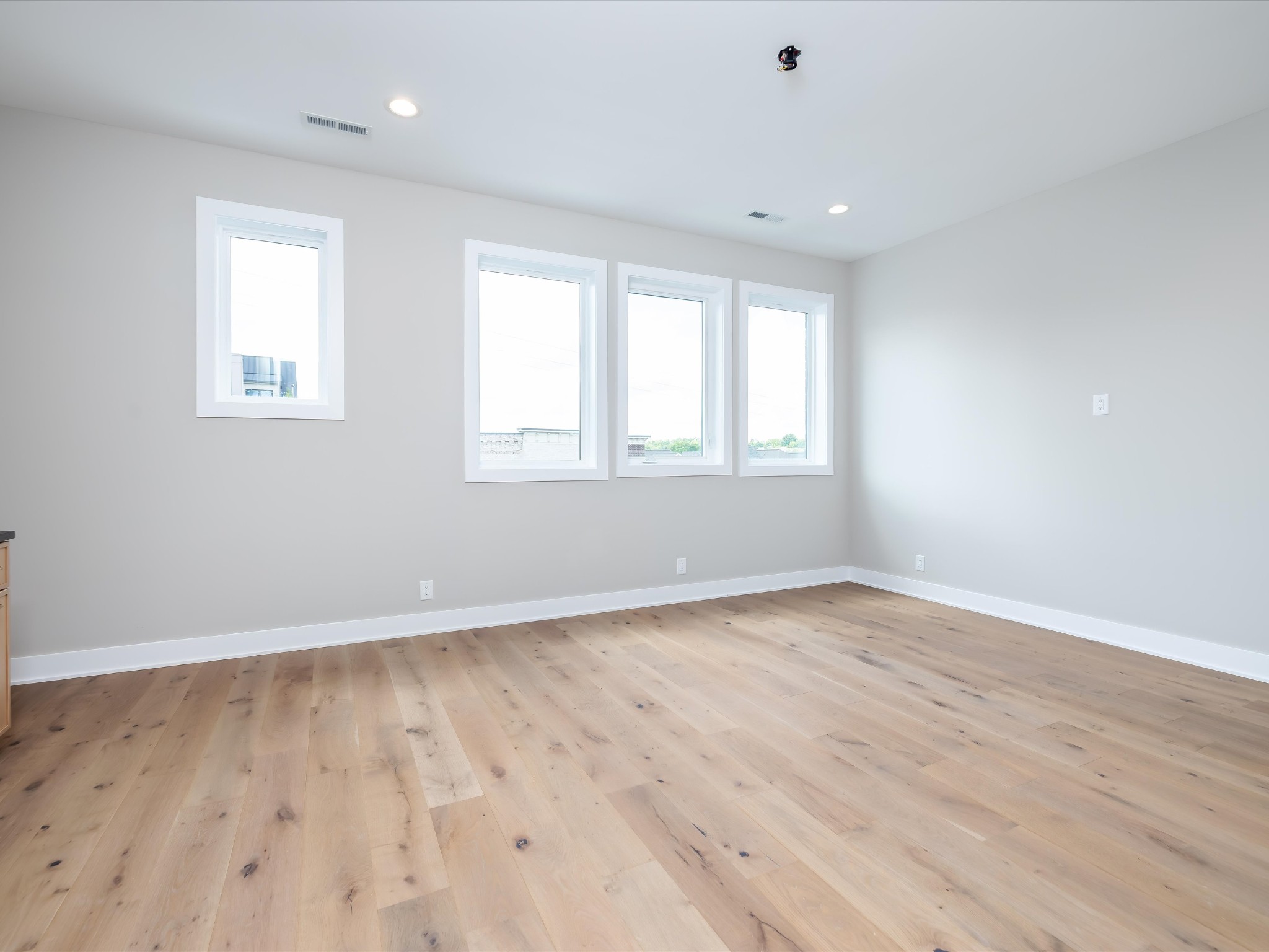 3207c Long Blvd Property Photo 12