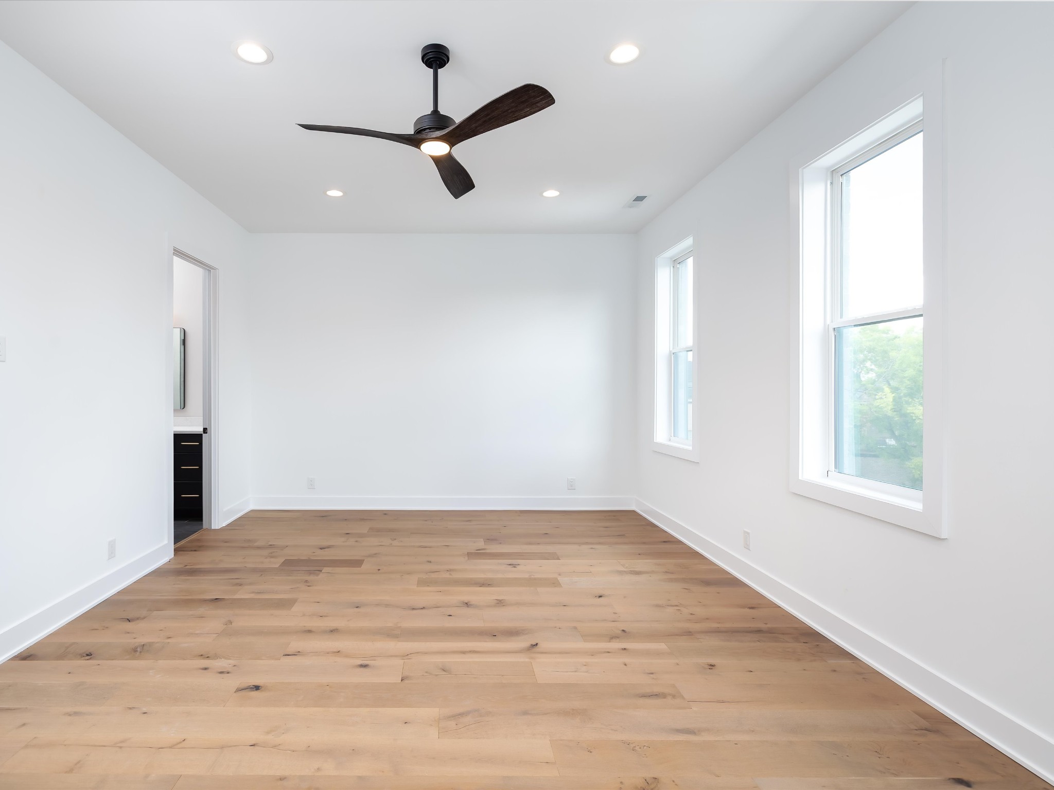 3207c Long Blvd Property Photo 16