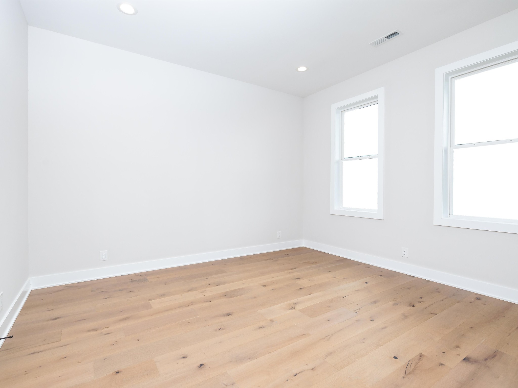 3207b Long Blvd Property Photo 12