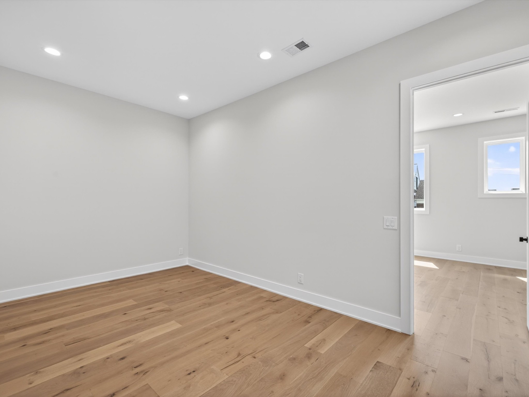 3207b Long Blvd Property Photo 20