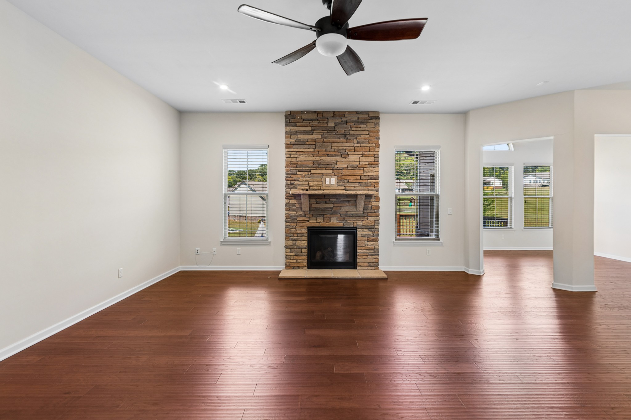 6910 Wellsford Ln Property Photo 23