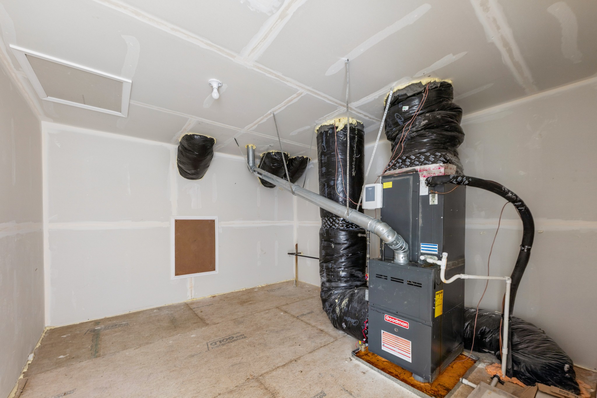 6910 Wellsford Ln Property Photo 42