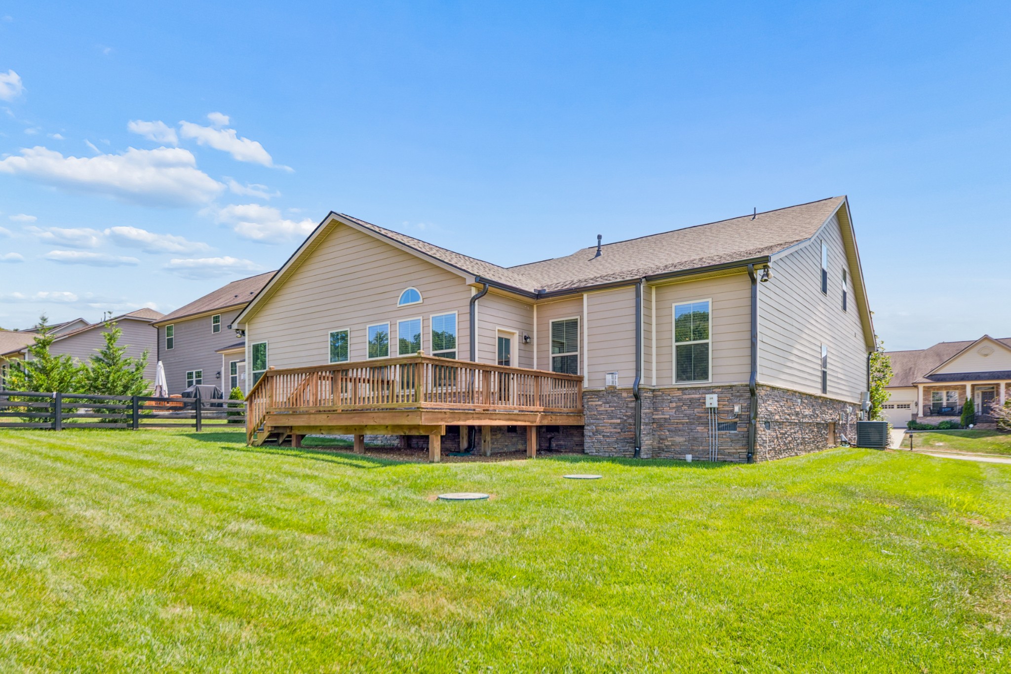 6910 Wellsford Ln Property Photo 49