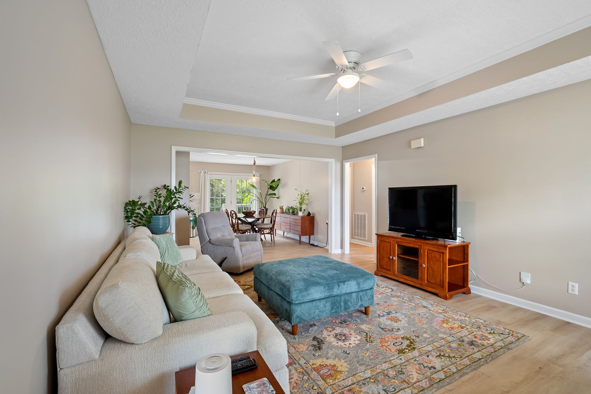 2431 Vanlawn Ln Property Photo 7