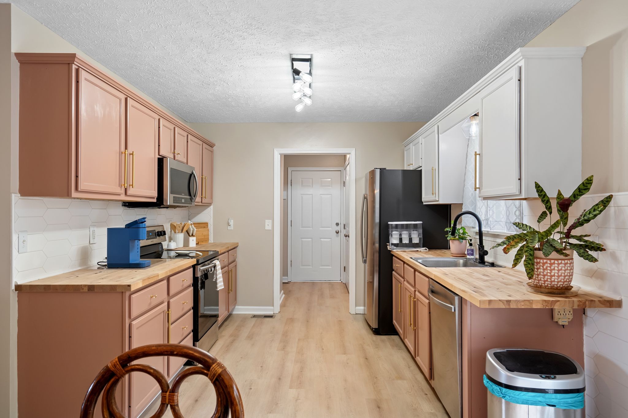 2431 Vanlawn Ln Property Photo 15