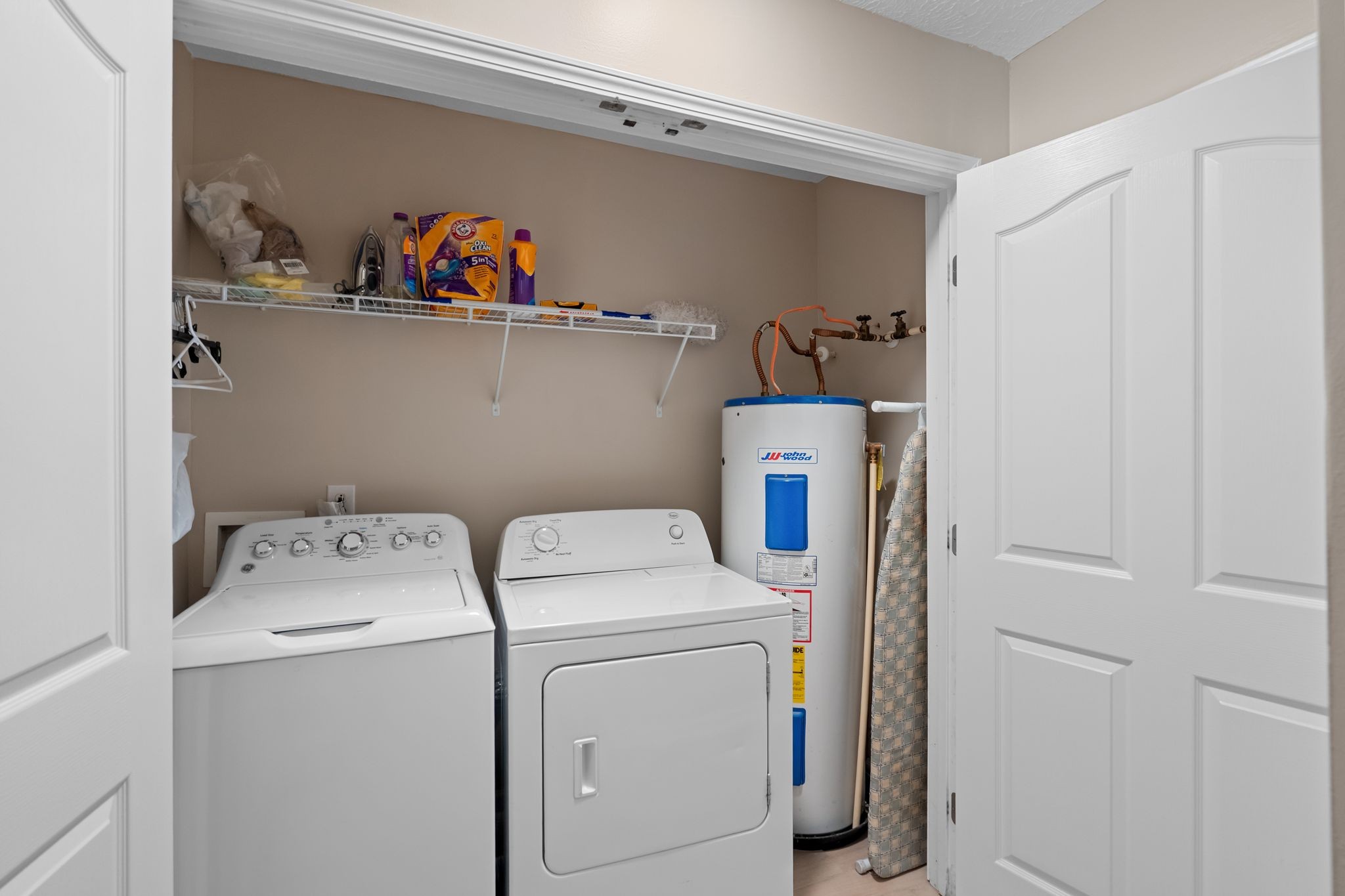 2431 Vanlawn Ln Property Photo 17