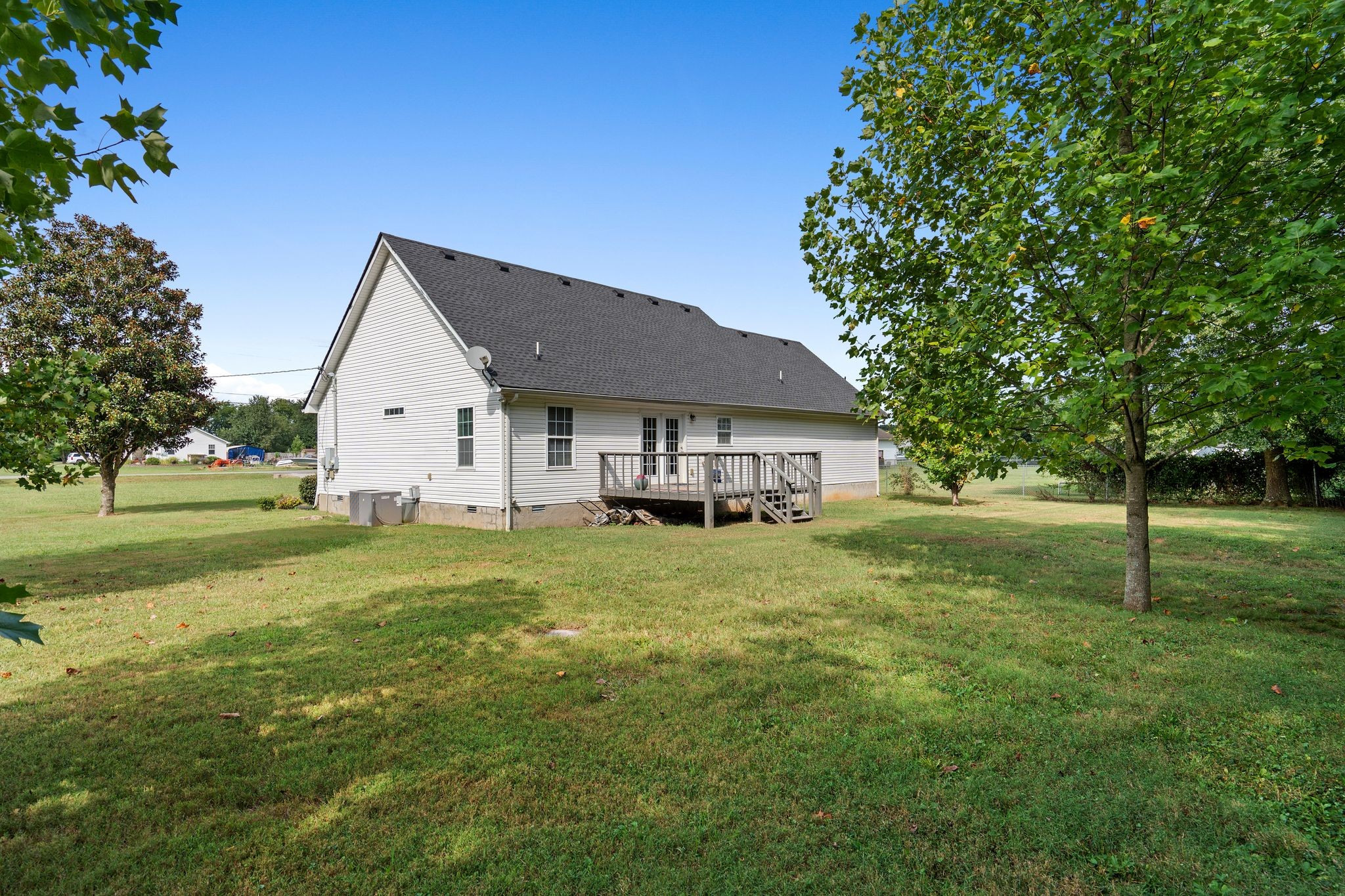 2431 Vanlawn Ln Property Photo 38