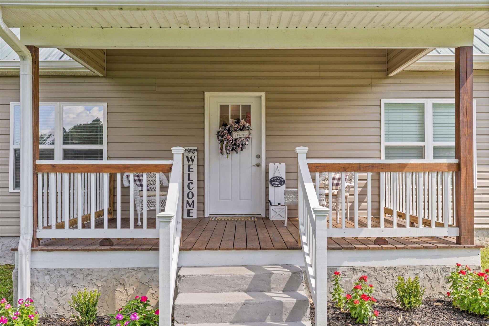 464 Hair Lake Road Property Photo 4