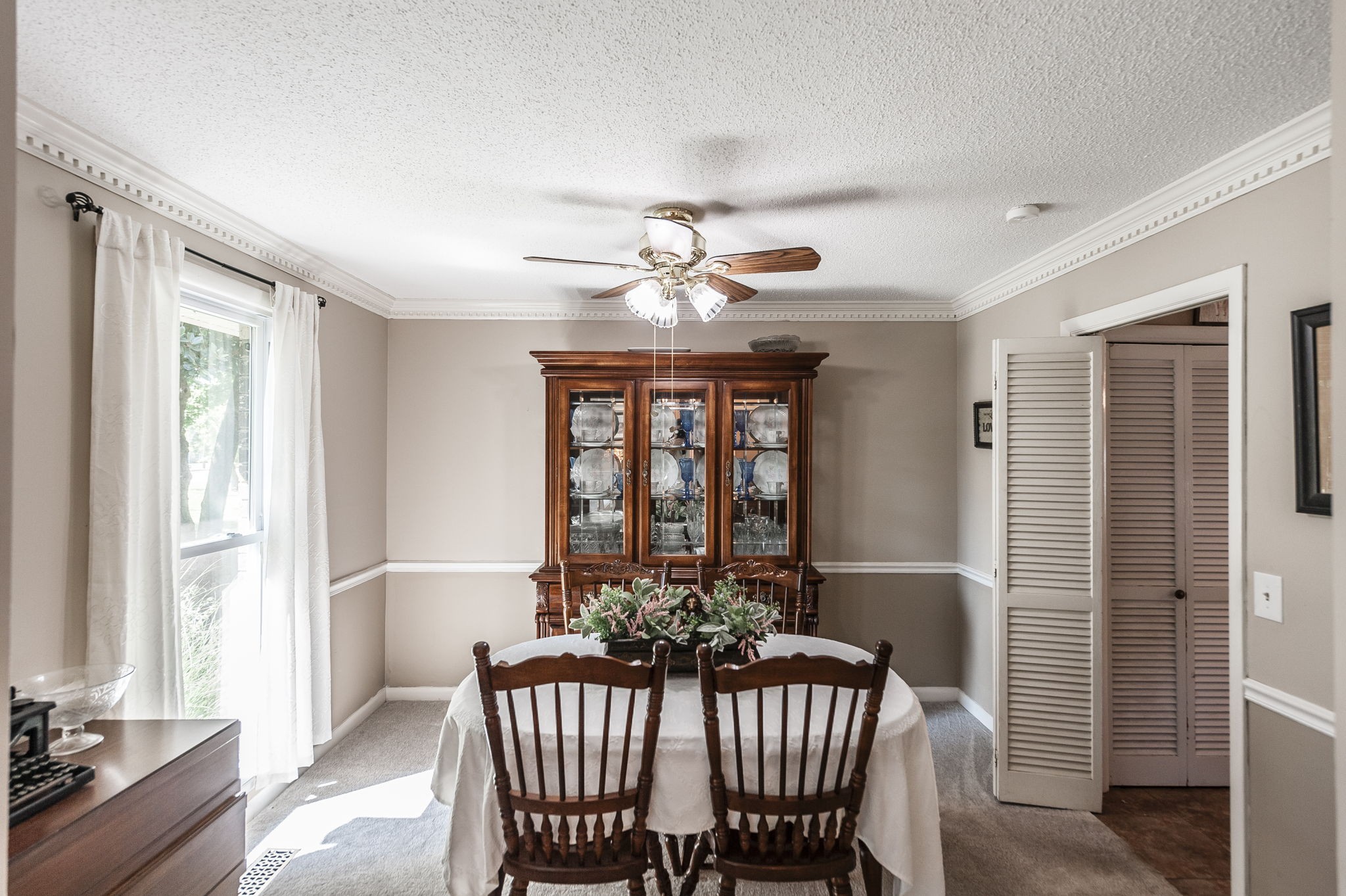 1097 Lakeshore Dr Property Photo 32