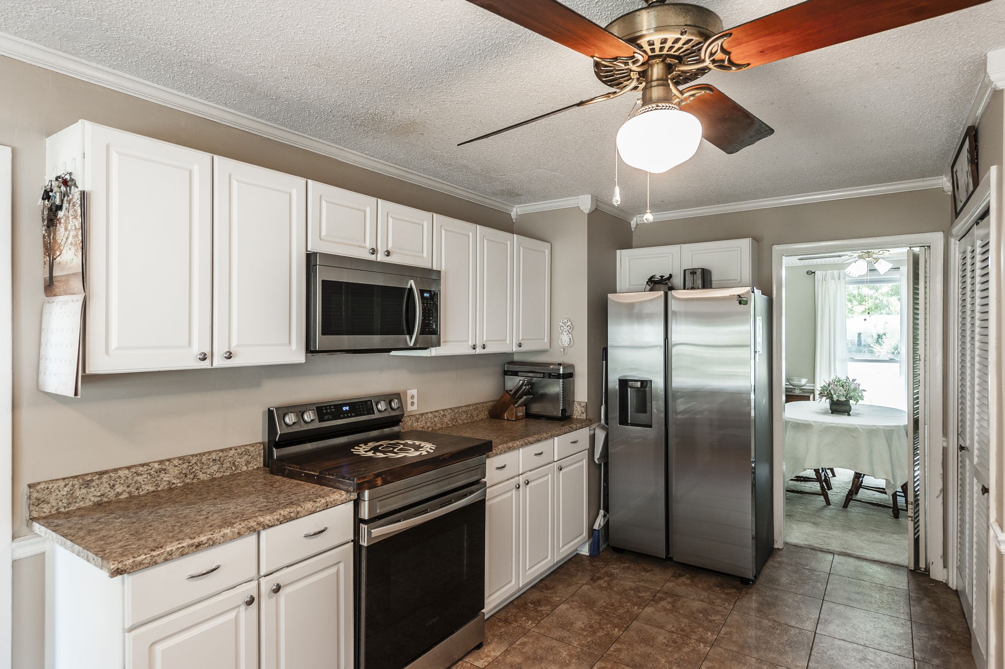 1097 Lakeshore Dr Property Photo 36