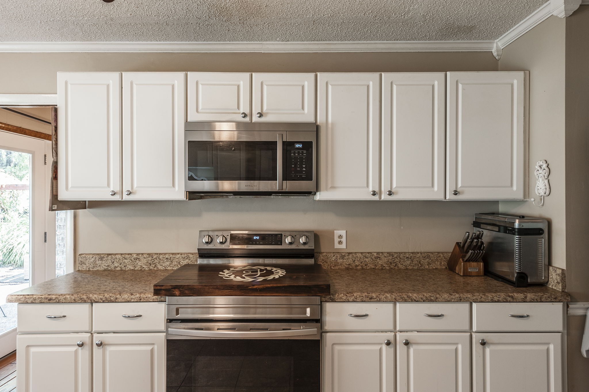 1097 Lakeshore Dr Property Photo 37