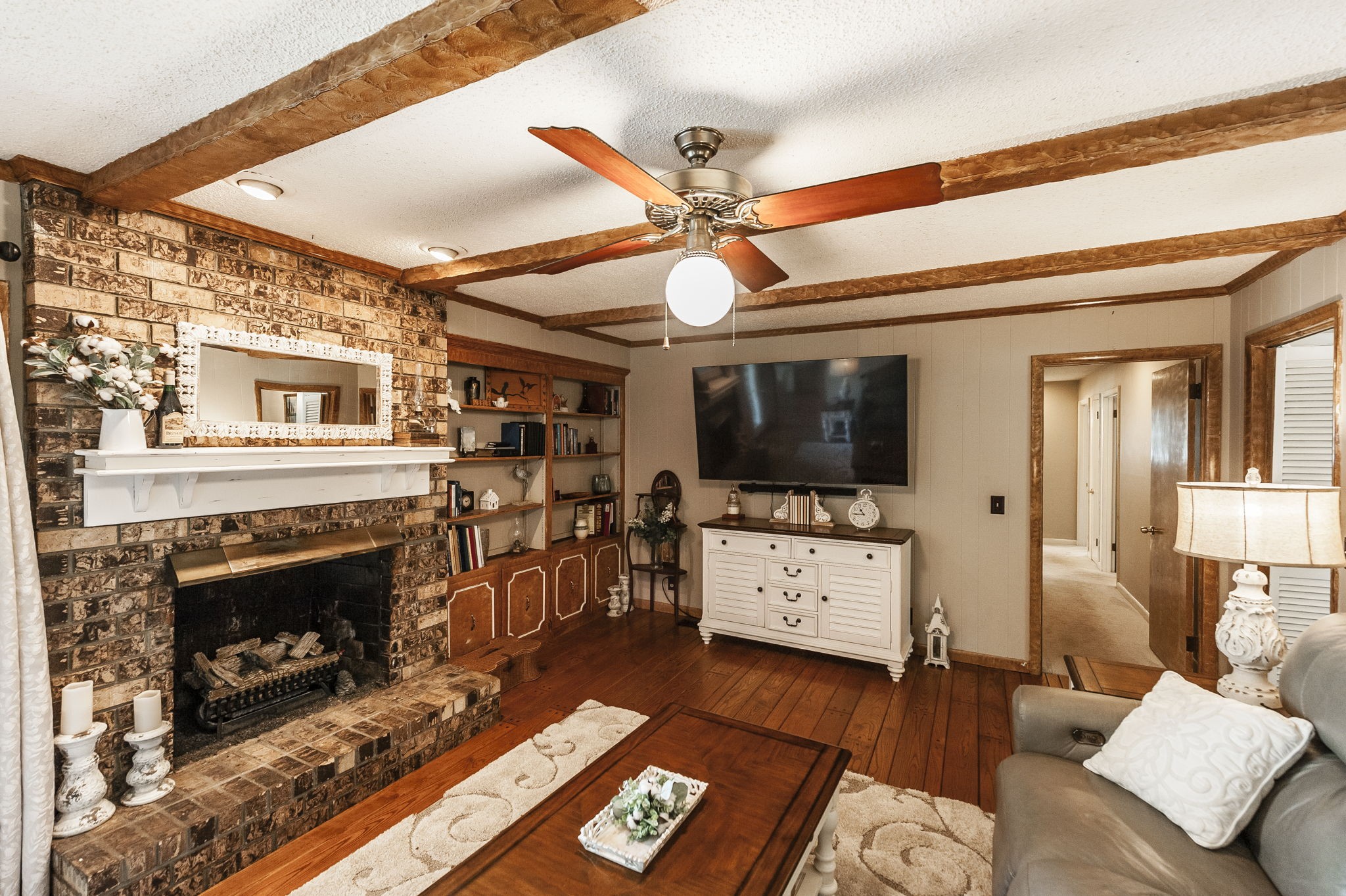 1097 Lakeshore Dr Property Photo 48