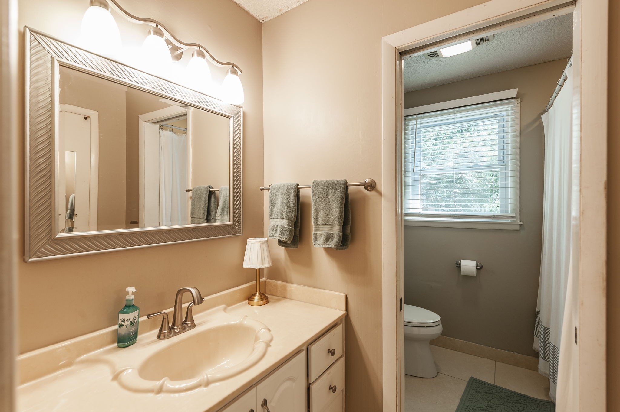 1097 Lakeshore Dr Property Photo 64