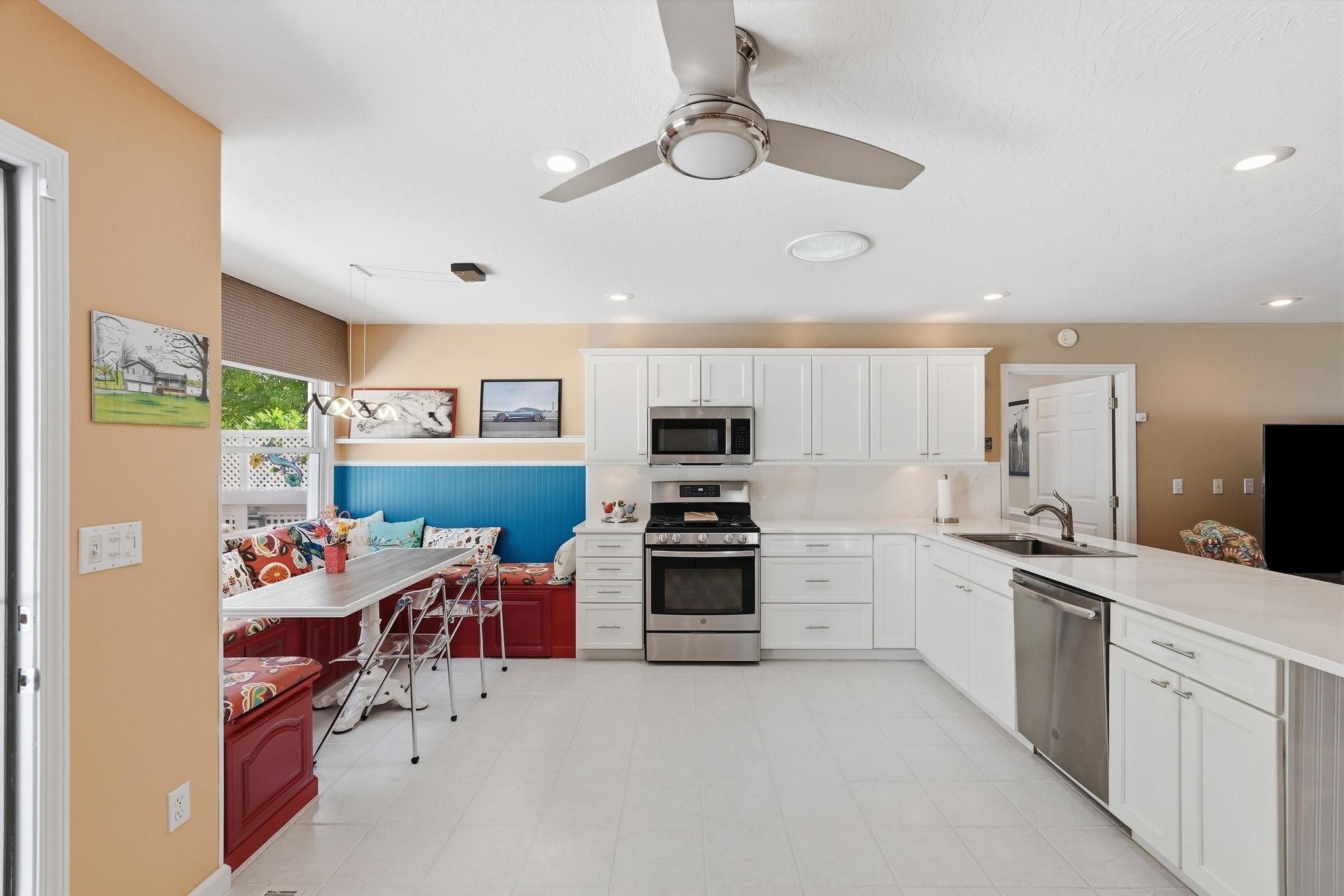 3114 Seminole Loop Property Photo 6