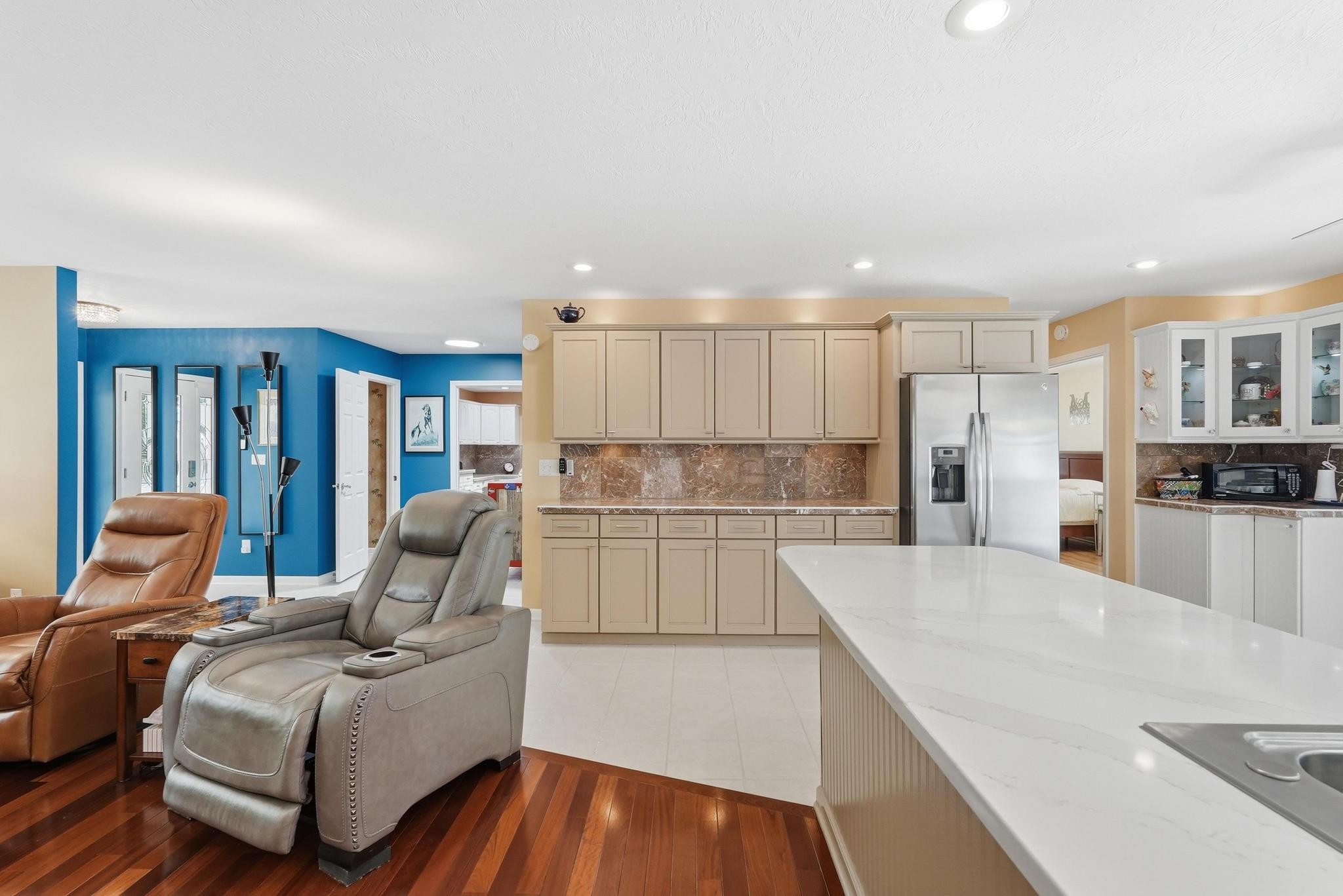 3114 Seminole Loop Property Photo 8