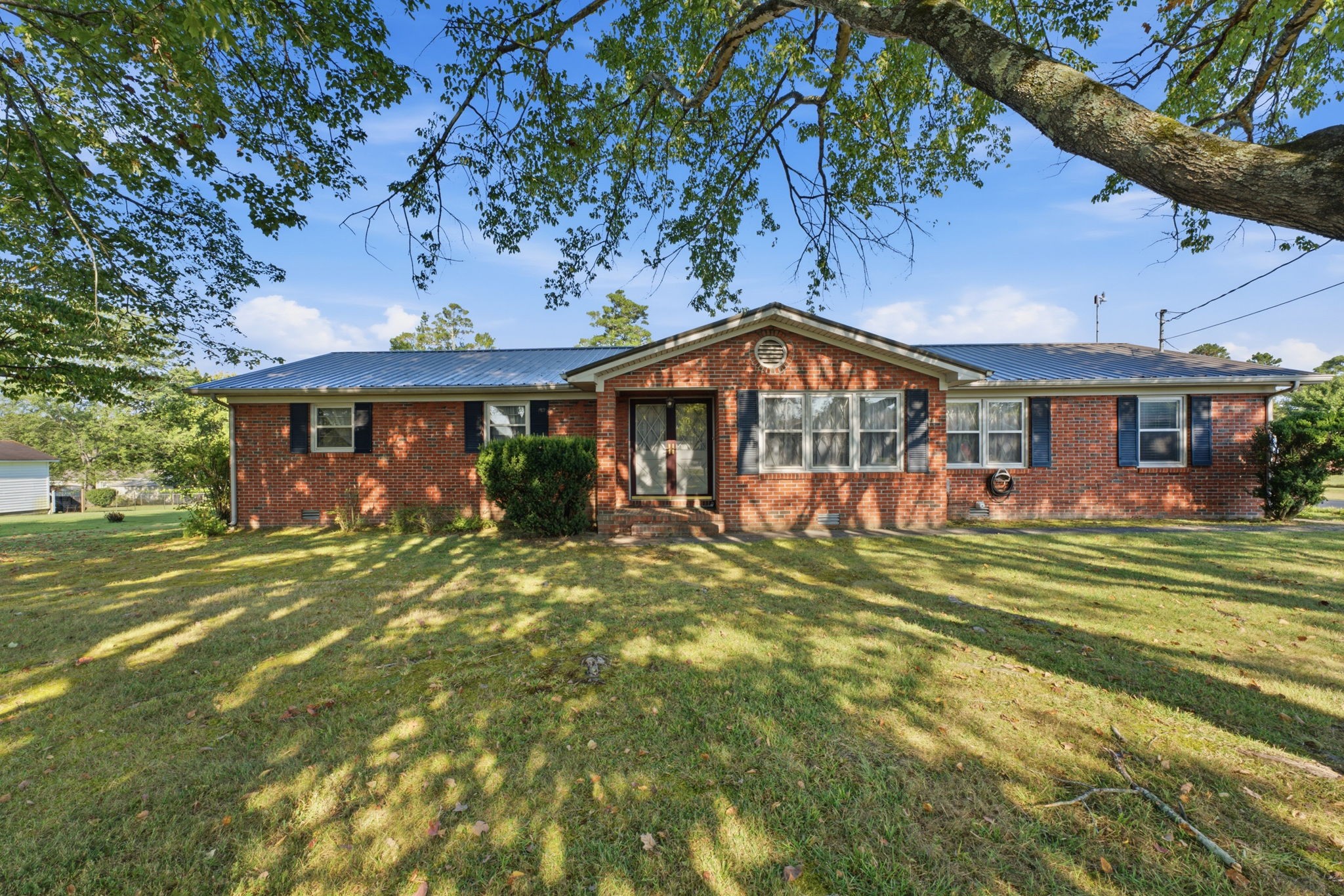 135 Blakemore Rd Property Photo 2