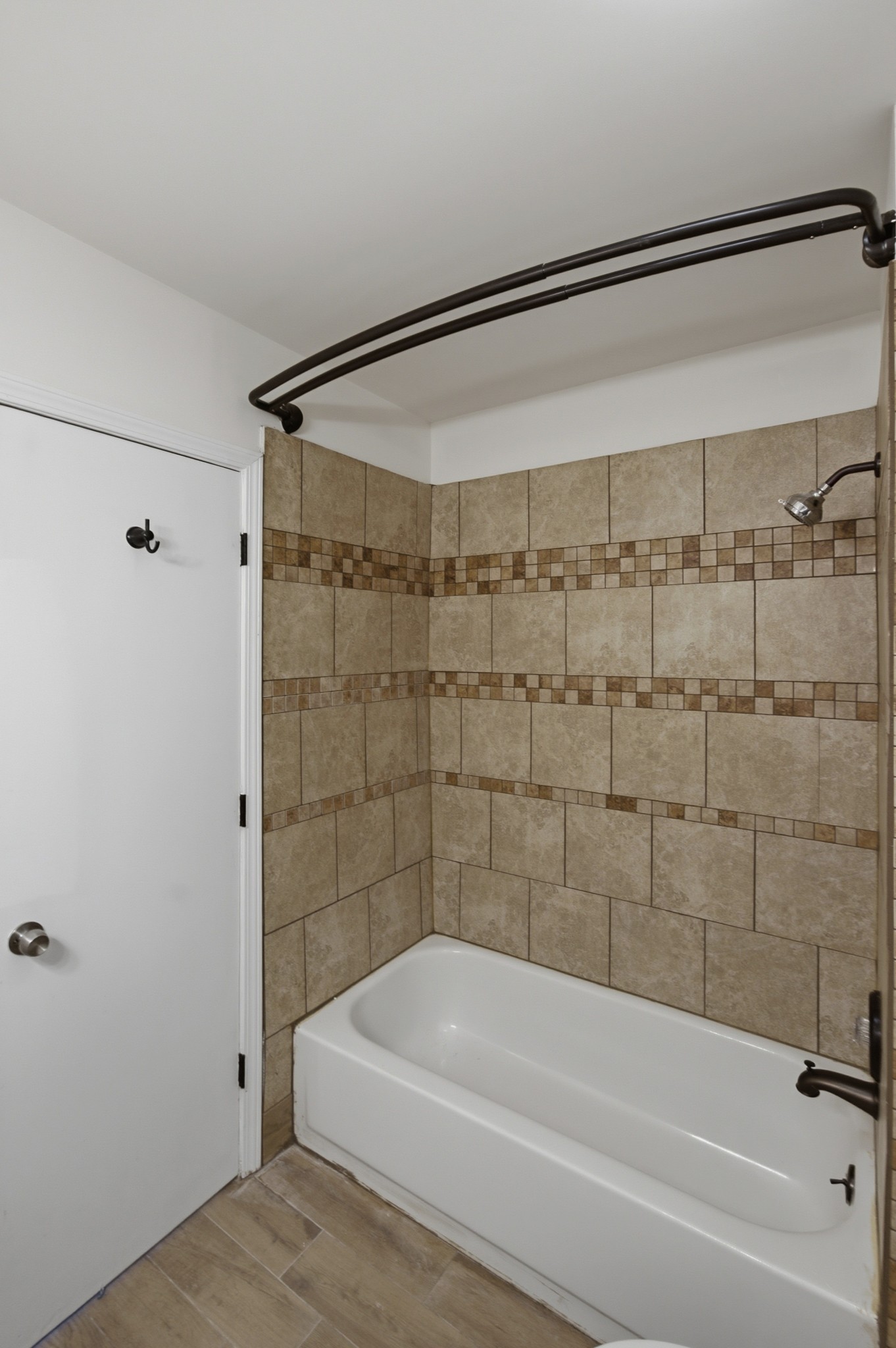 4321 Valley Grove Dr Property Photo 24
