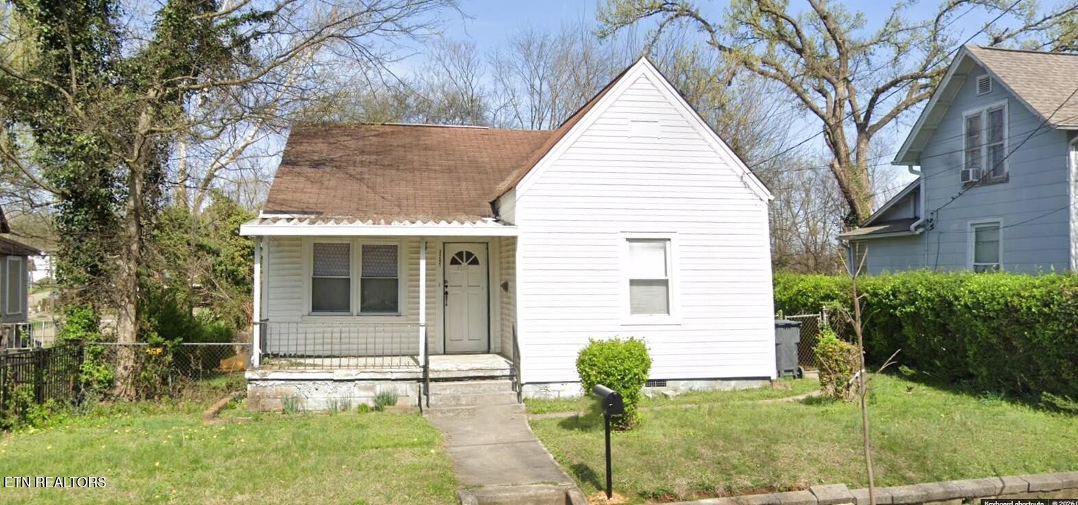 3207 Ashland Ave Property Photo 1