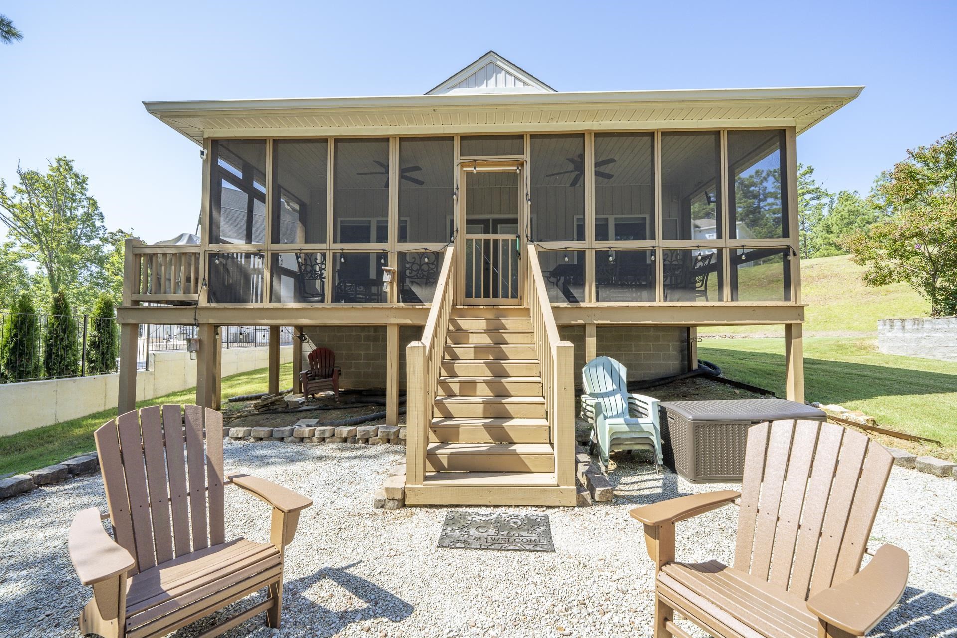 27 Harbor Dr Property Photo 2