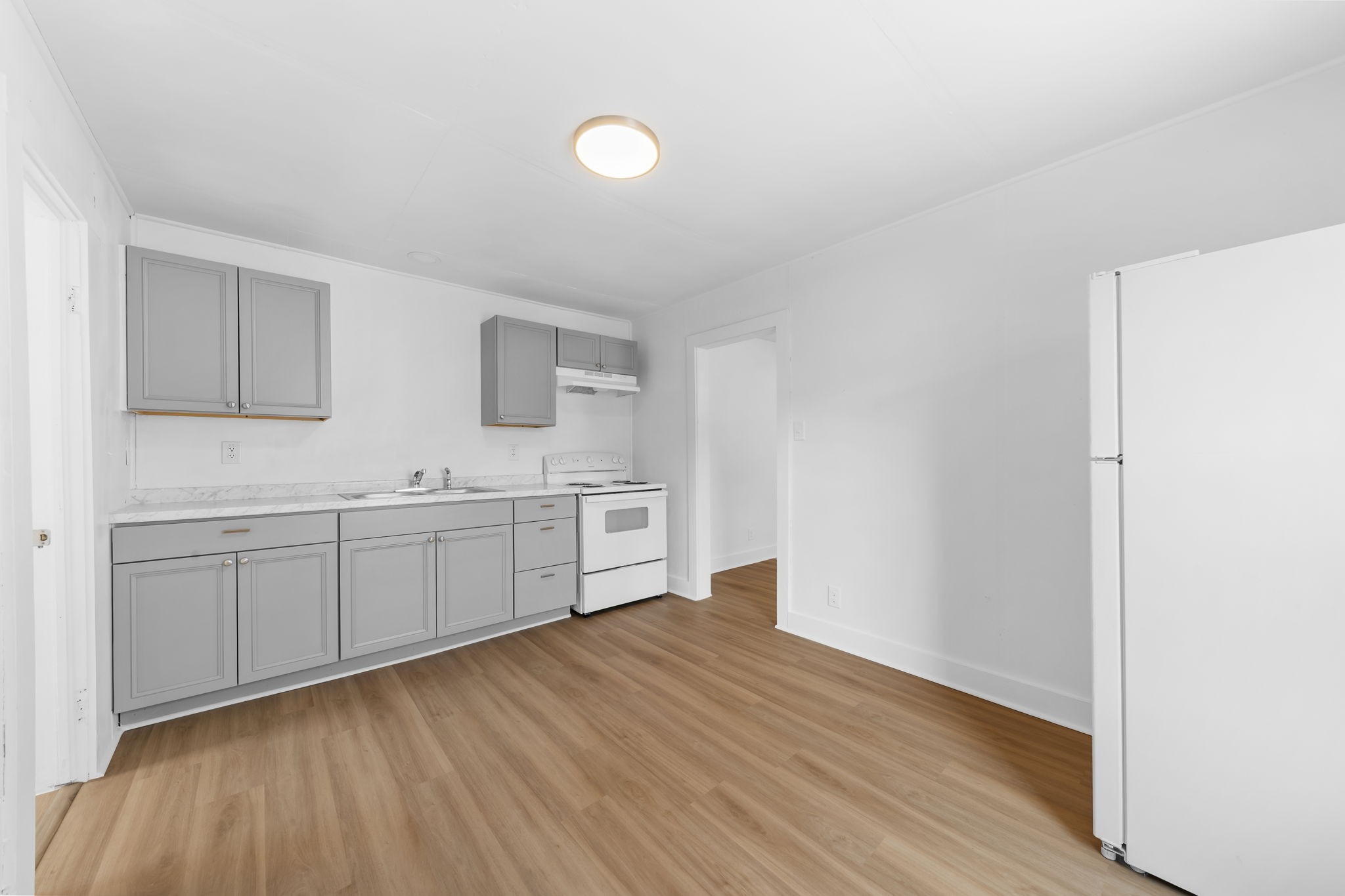 808 Woodmont Blvd Property Photo 7