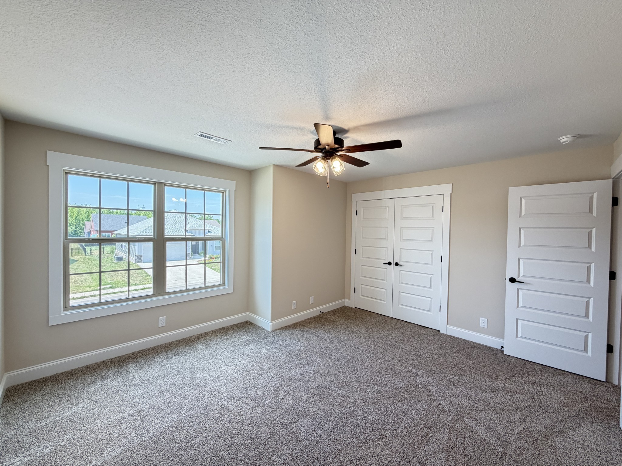 128 Hummingbird Way Property Photo 32