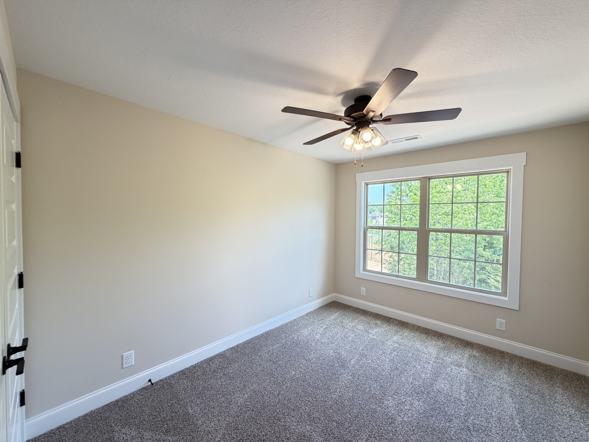 128 Hummingbird Way Property Photo 34