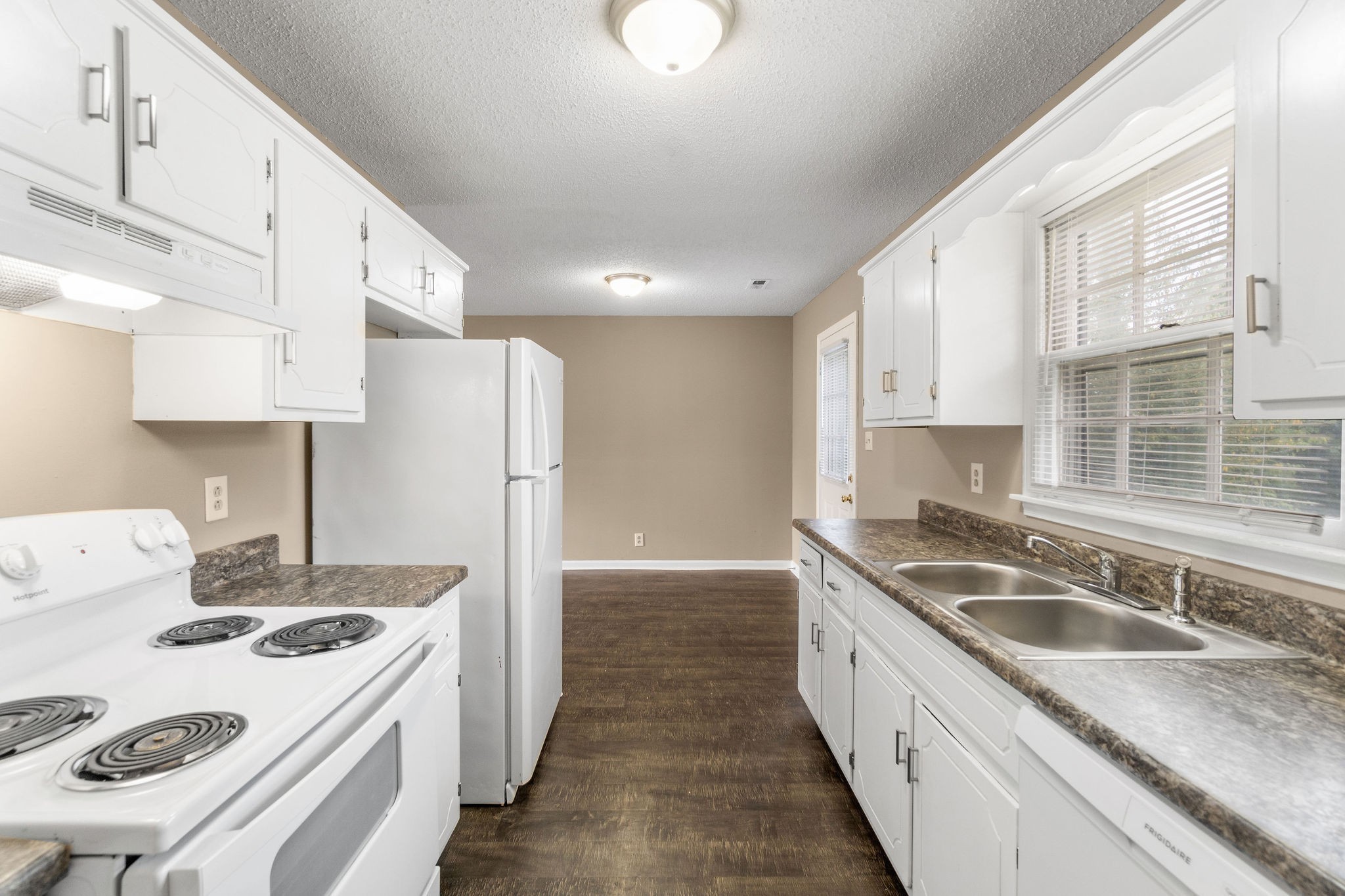 181 Harrier Ct Property Photo 8