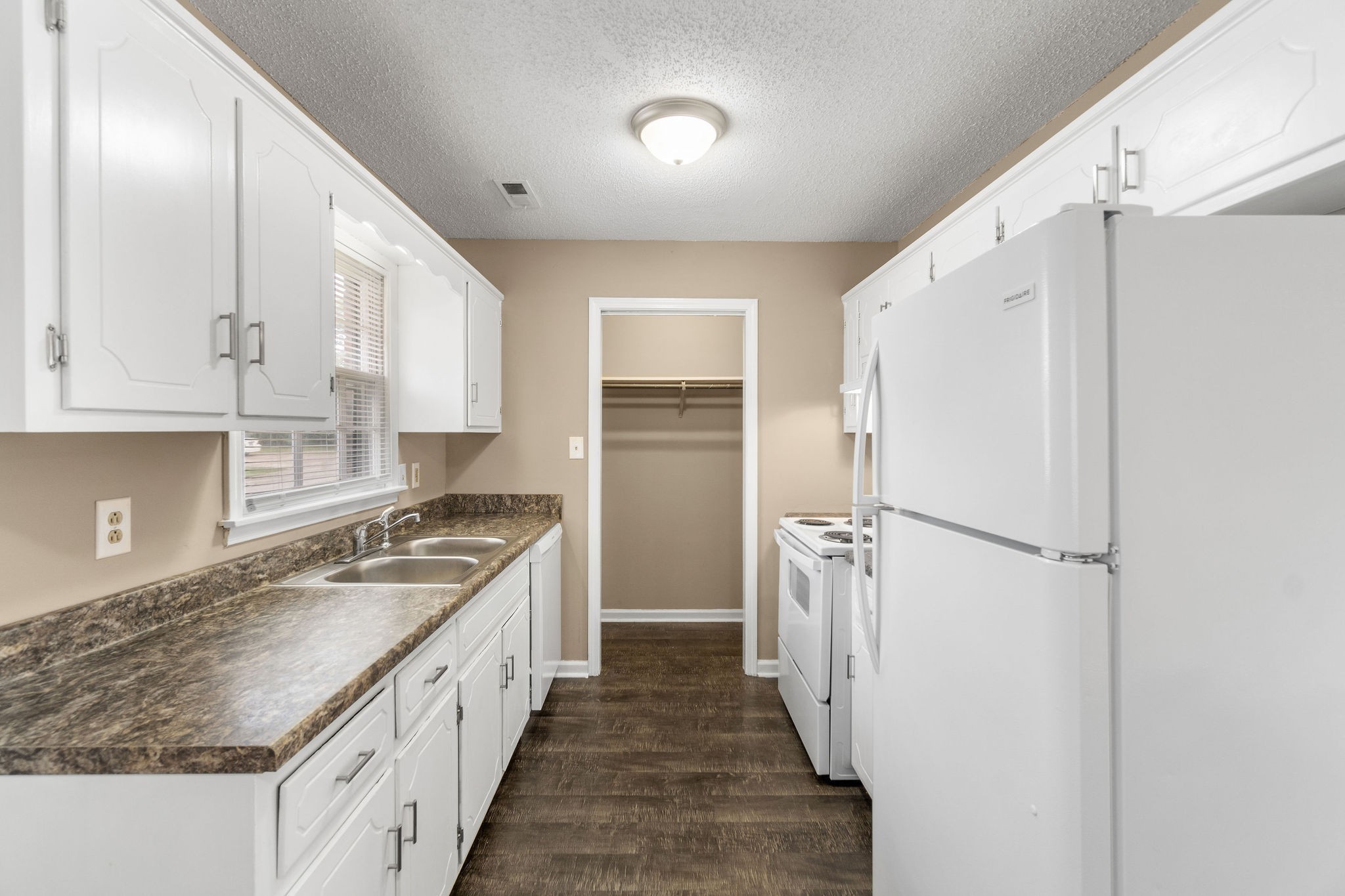 181 Harrier Ct Property Photo 10