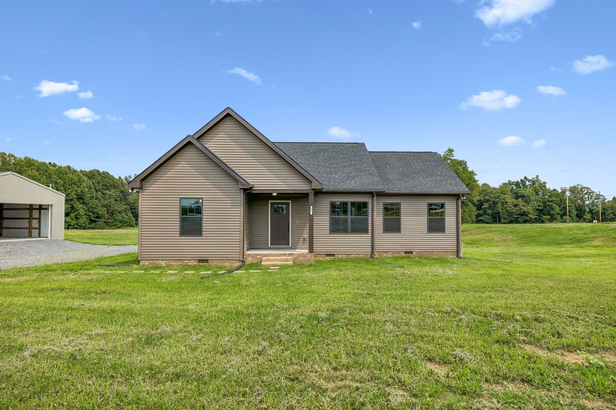 32 Iris Way Property Photo 2