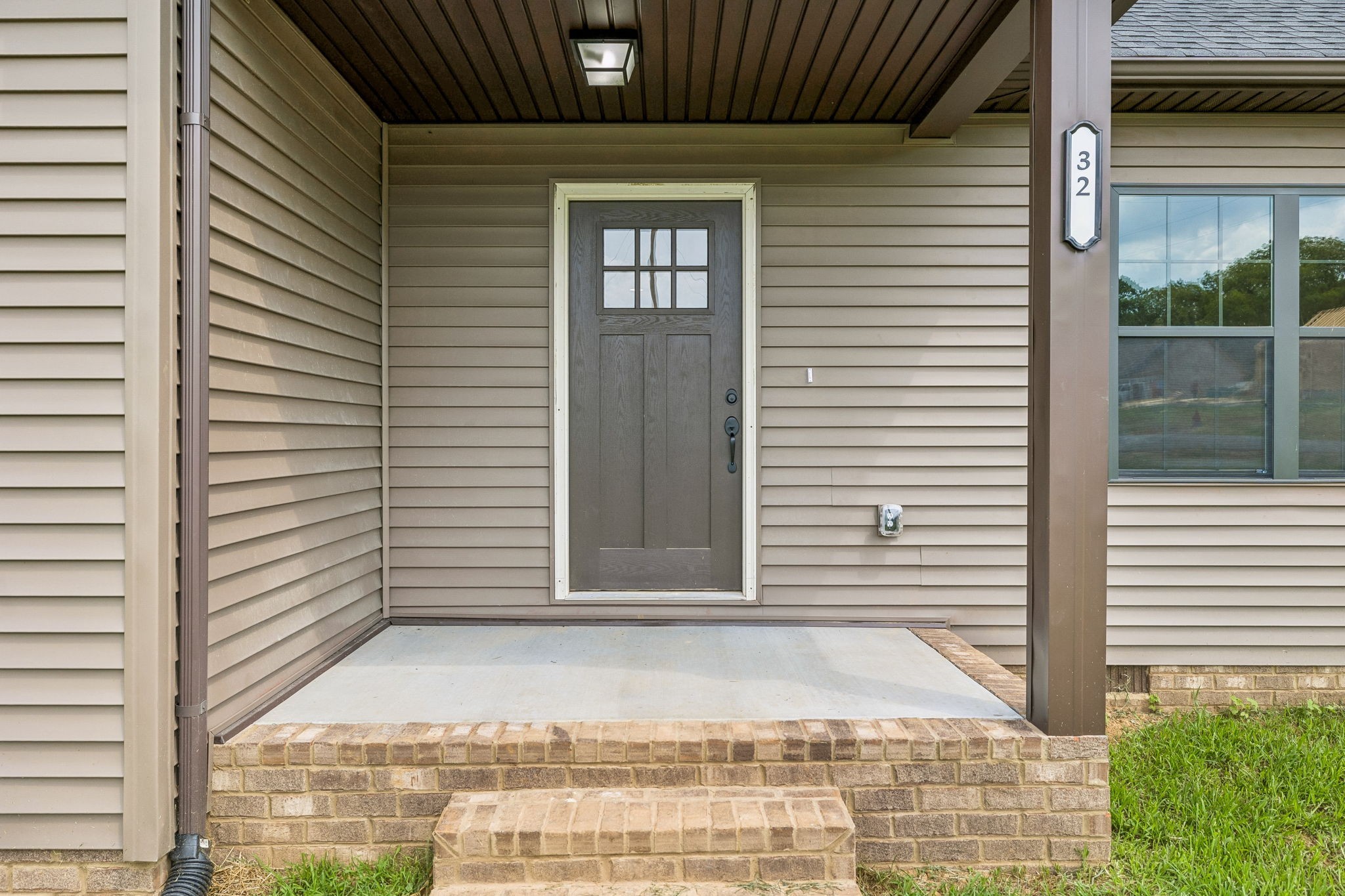 32 Iris Way Property Photo 3