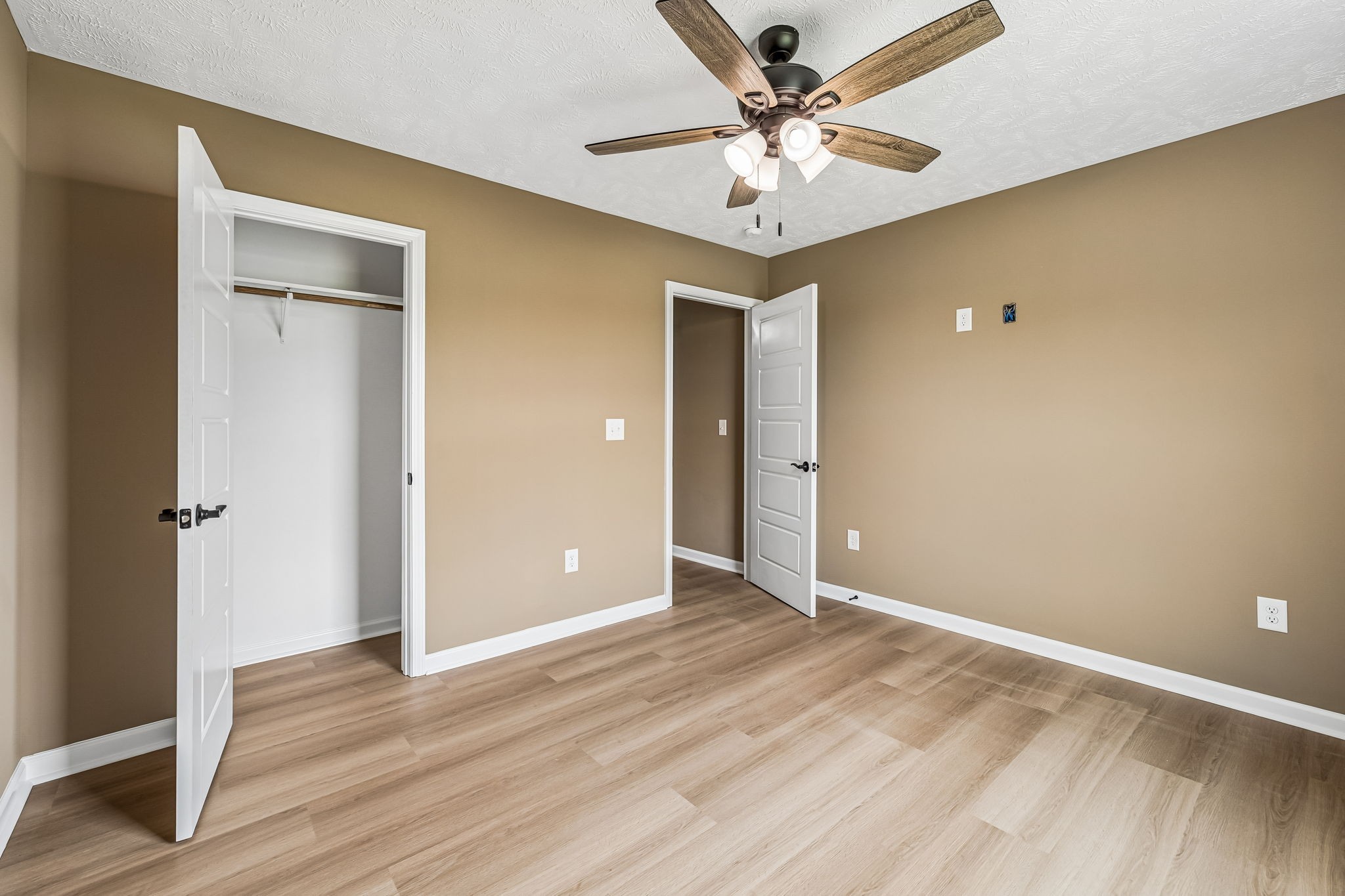 32 Iris Way Property Photo 29