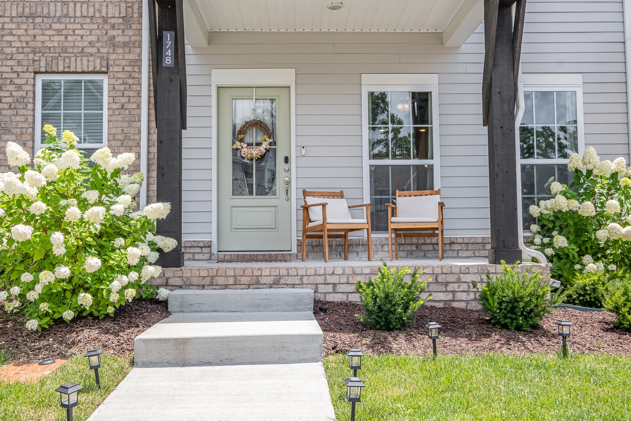 1748 Fenway Loop Property Photo 1