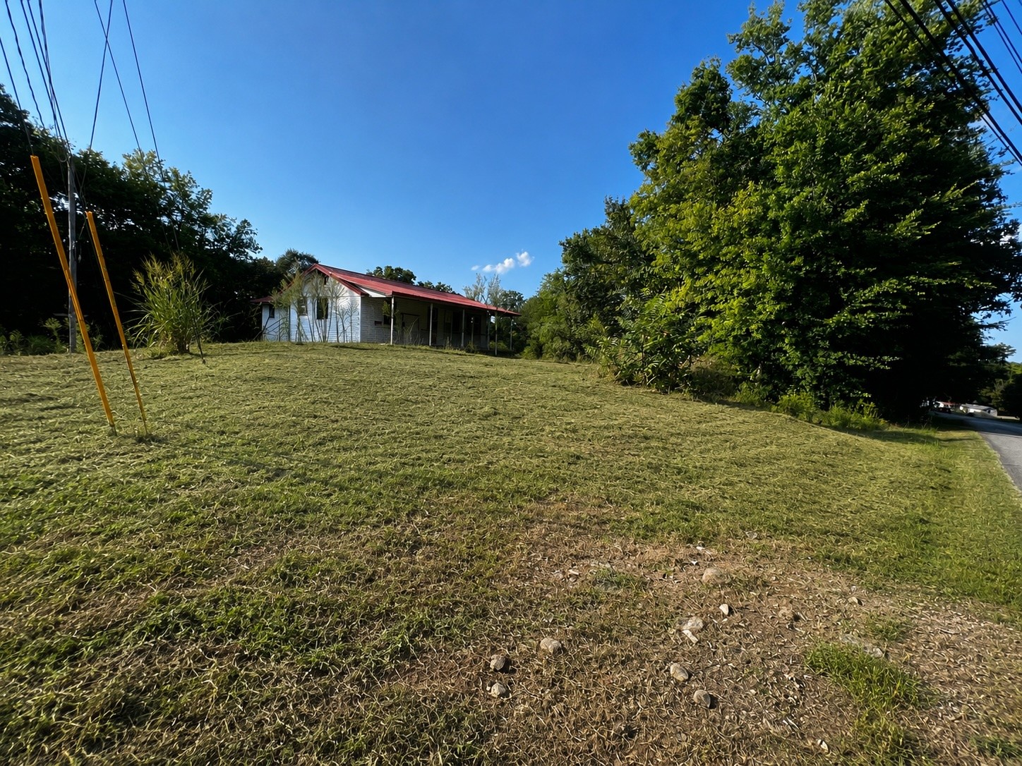 178 S West St Property Photo 1